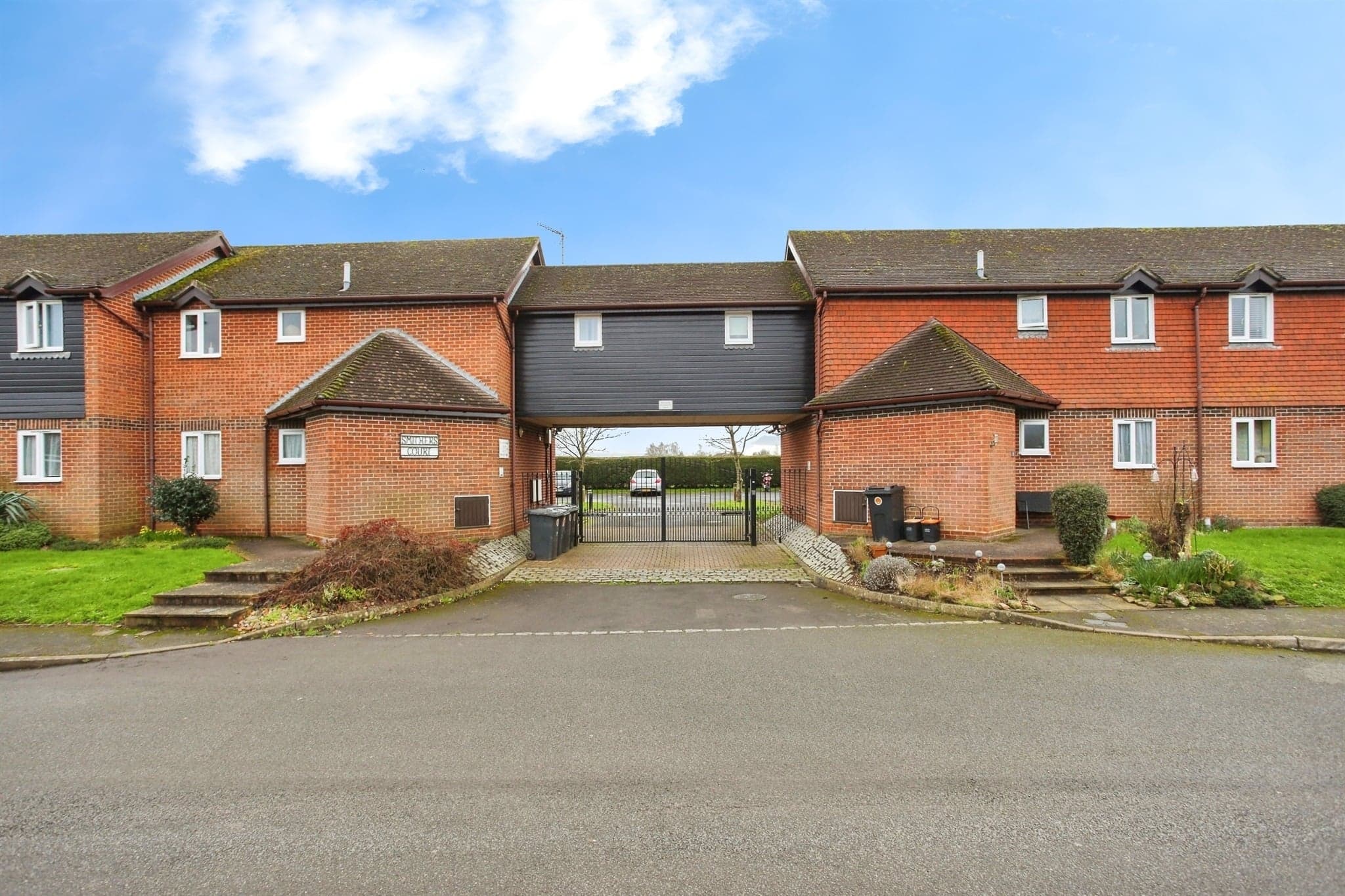 Property at Smithers Lane, East Peckham, Tonbridge
