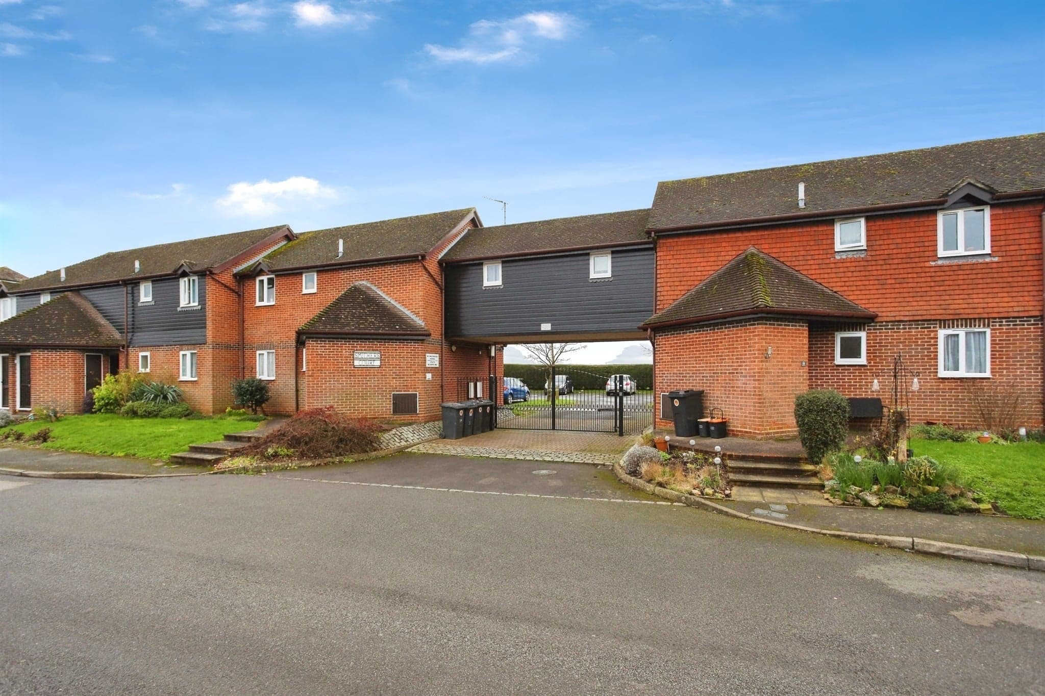 Property at Smithers Lane, East Peckham, Tonbridge