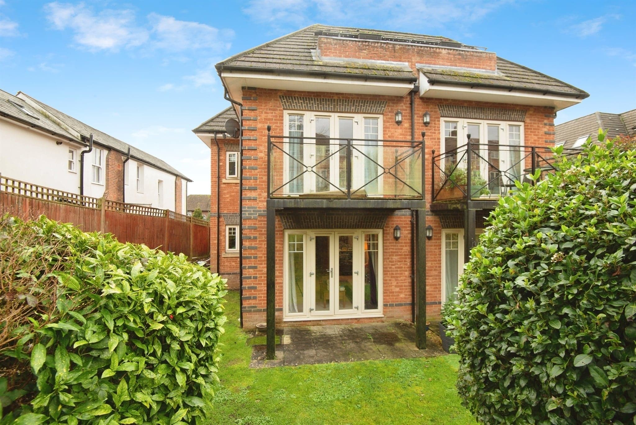 Property at Templeside Gardens, High Wycombe
