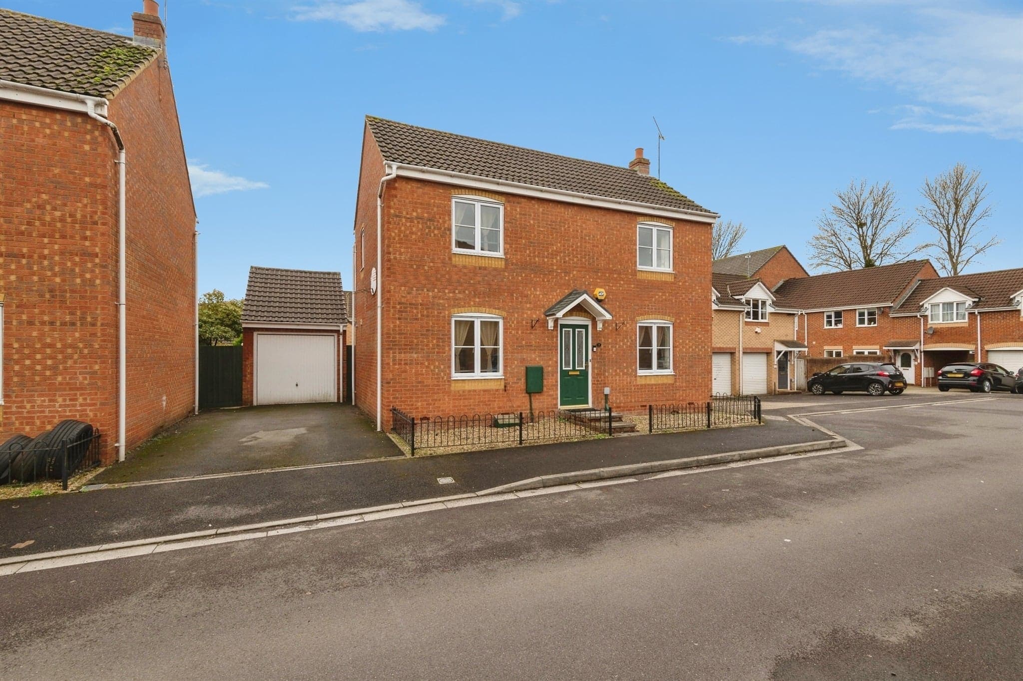 Property at Avill Crescent, Taunton