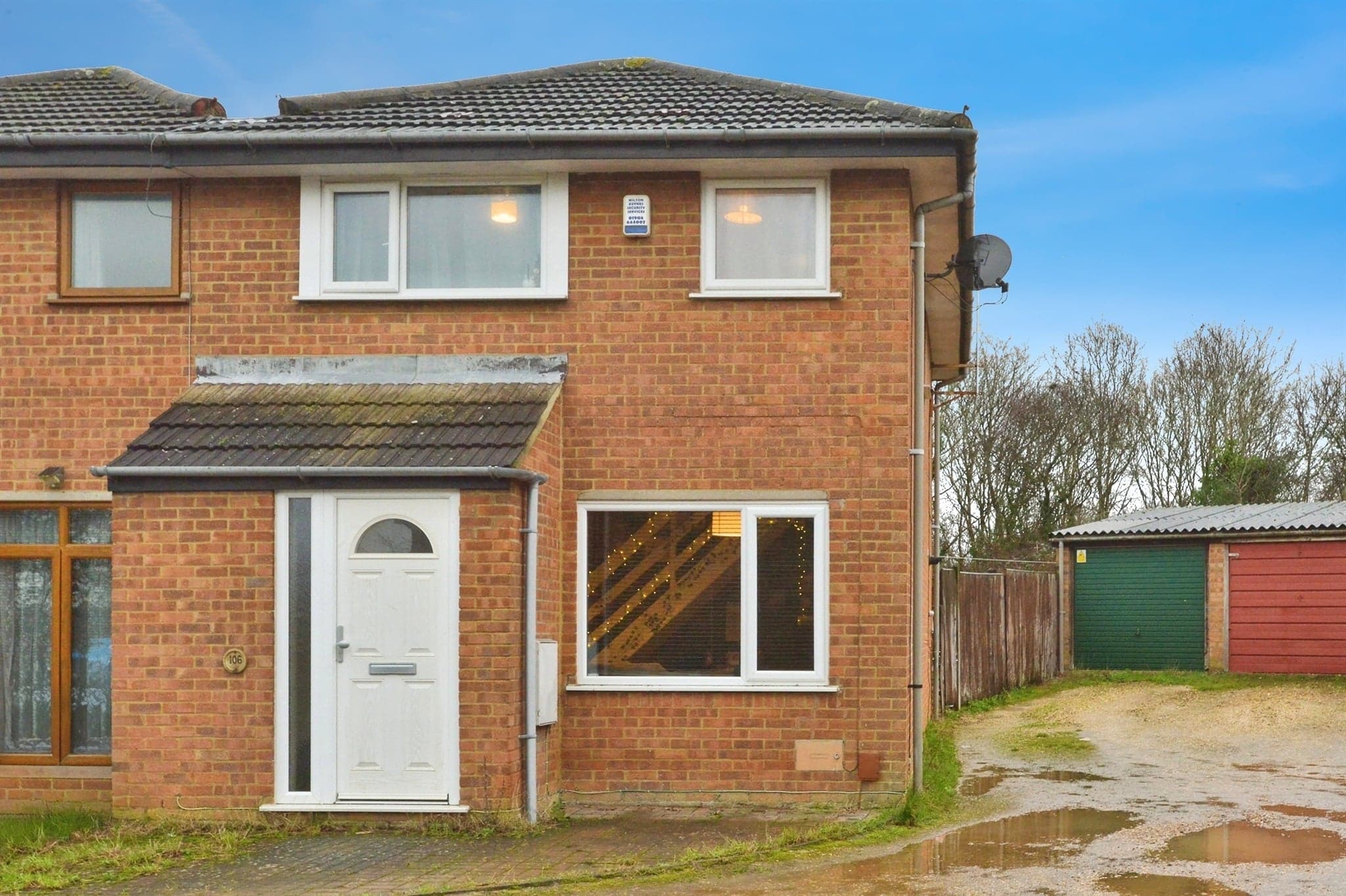 Property at Favell Drive, Furzton, Milton Keynes