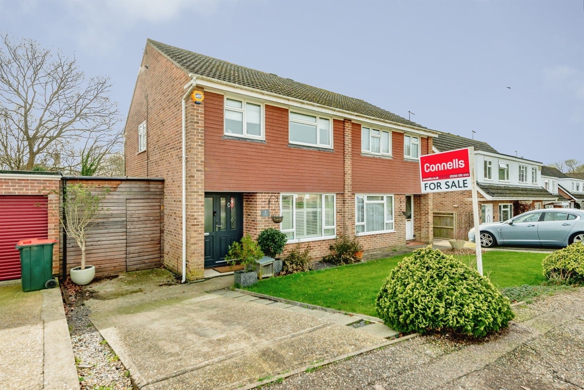Property at Woburn Road, Crawley