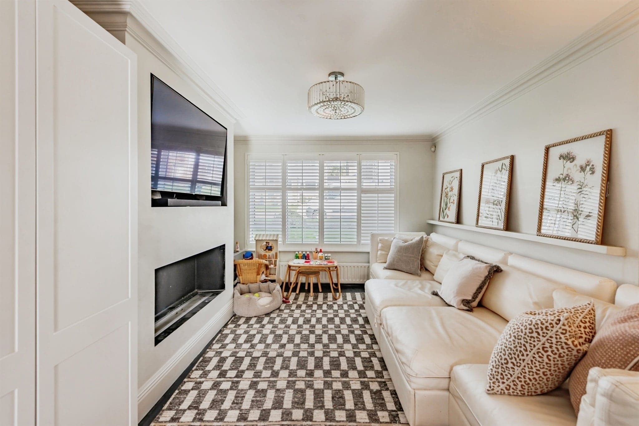 Property at Woburn Road, Crawley