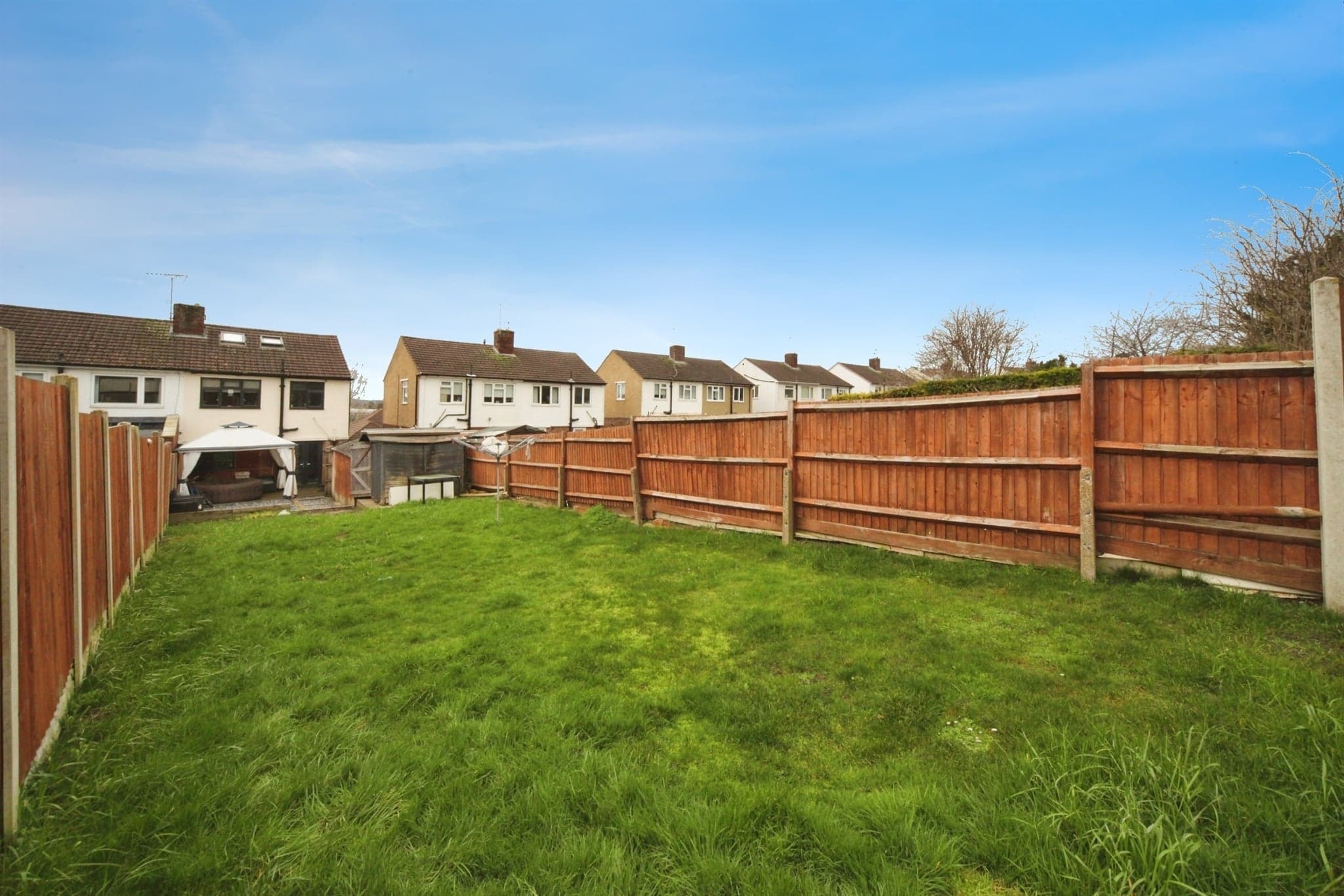 Property at Pennine Avenue, Luton