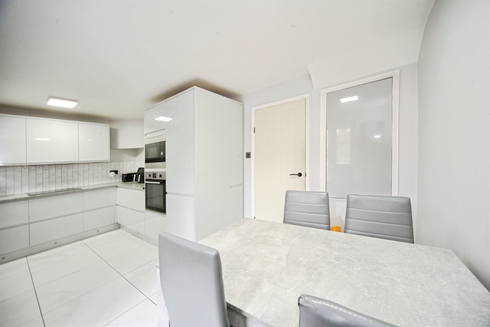 Property at Pennine Avenue, Luton