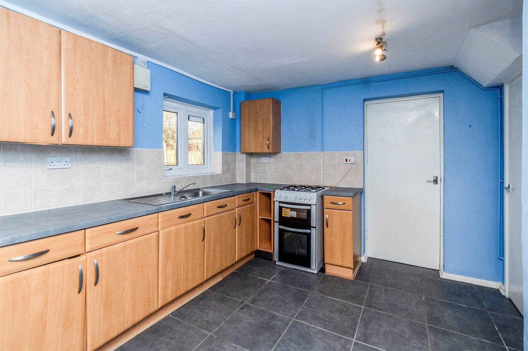 Property at Rough Hills Close, Parkfields, Wolverhampton