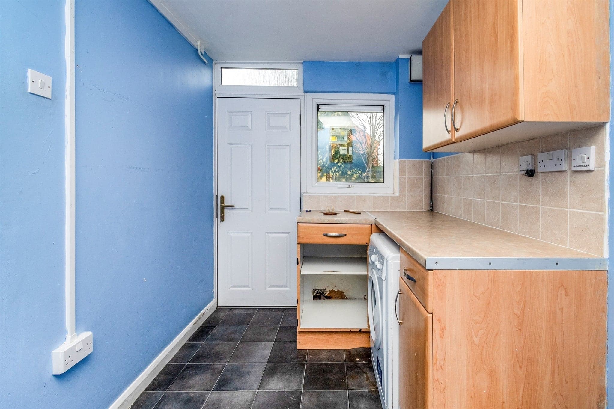 Property at Rough Hills Close, Parkfields, Wolverhampton