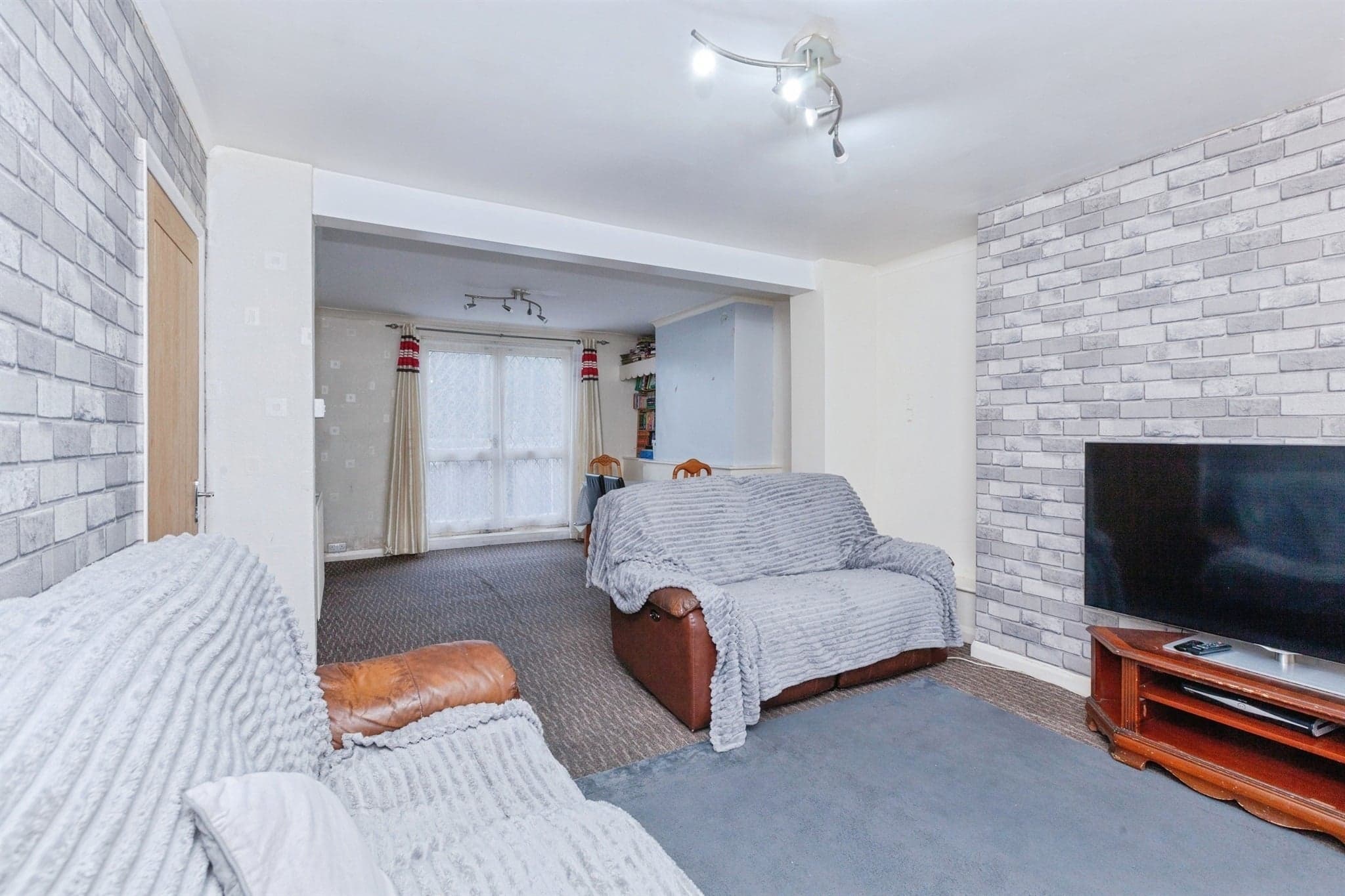 Property at Wigston Road, Oadby, Leicester