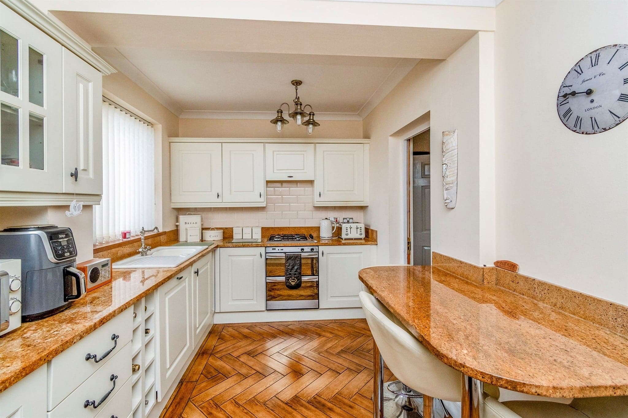 Property at Dimmocks Avenue, Bilston