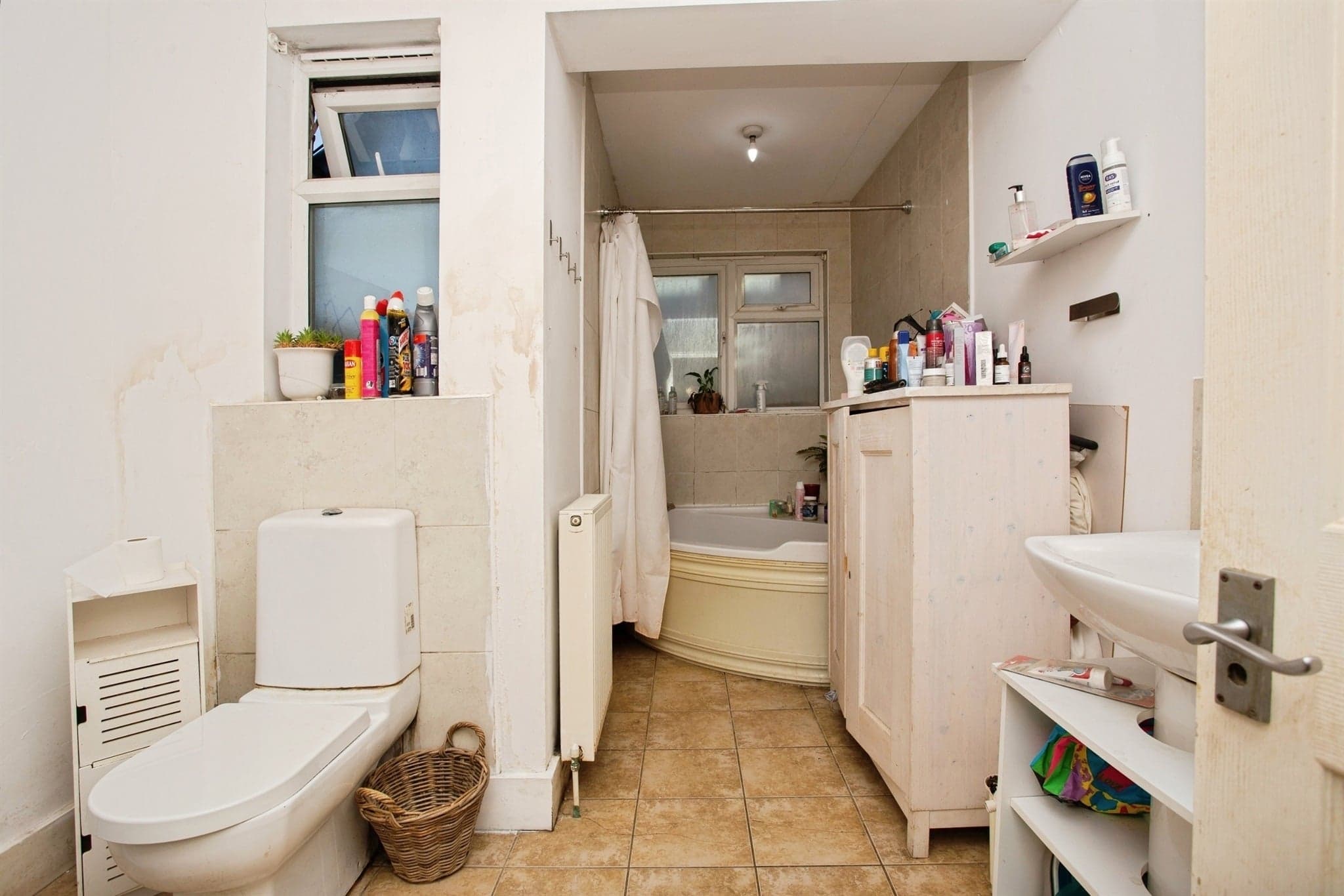 Property at Kimble Crescent, Bushey