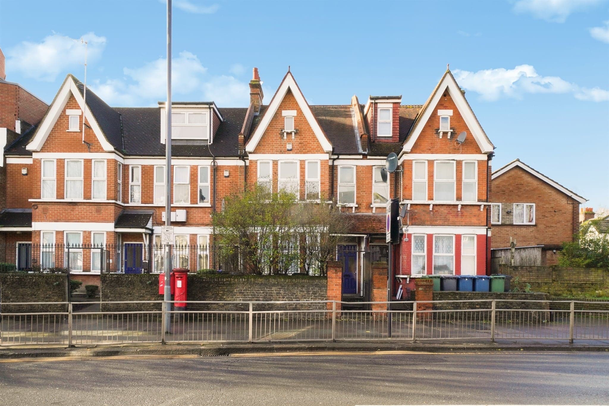 Property at High Street, Wealdstone, Harrow