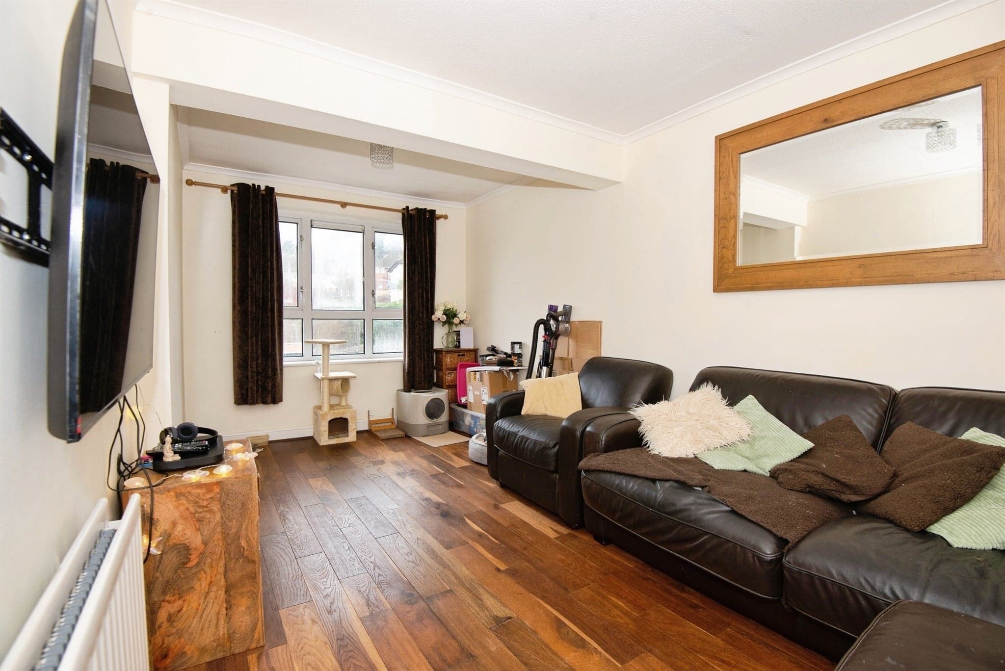 Property at Tilling Crescent, High Wycombe