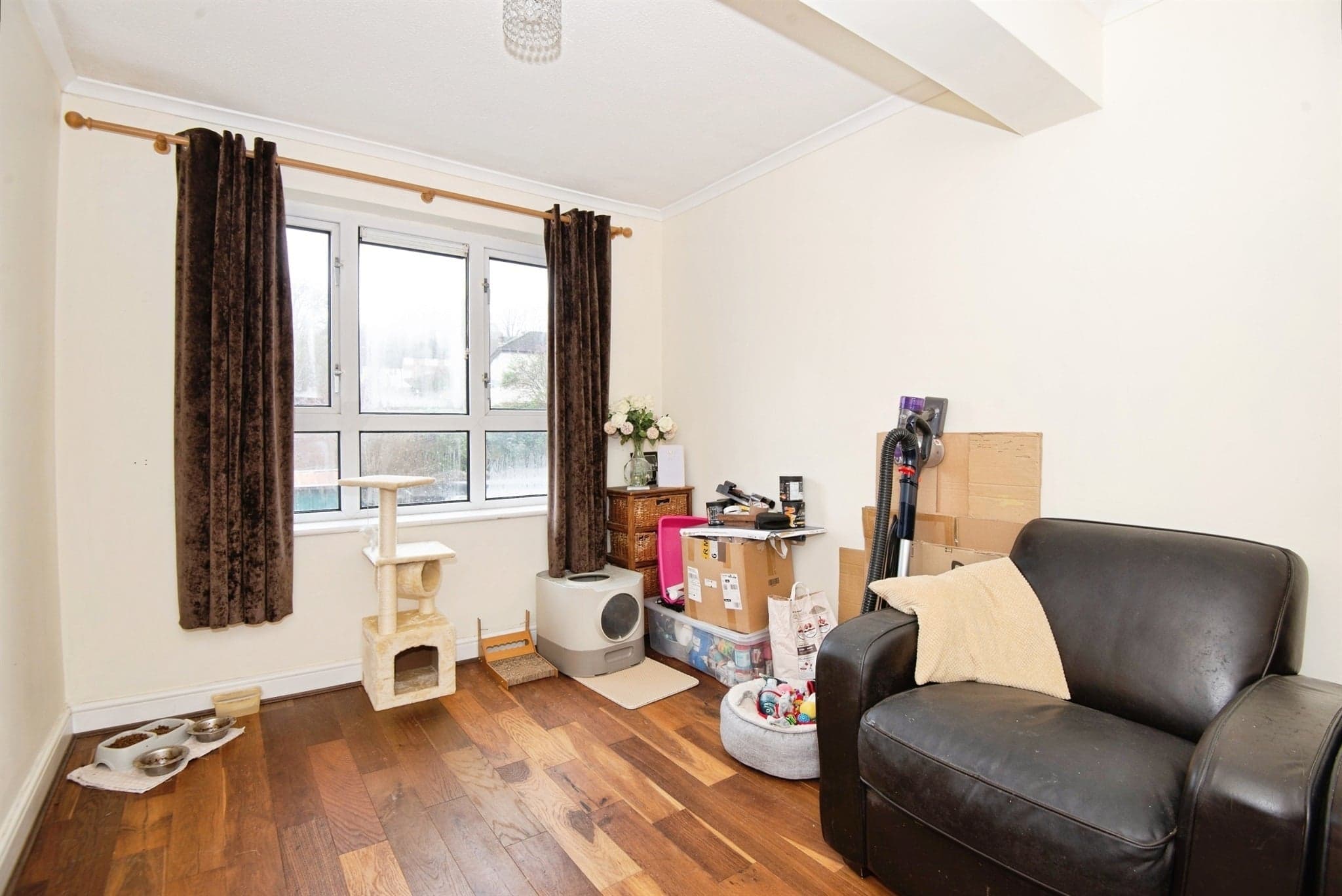 Property at Tilling Crescent, High Wycombe