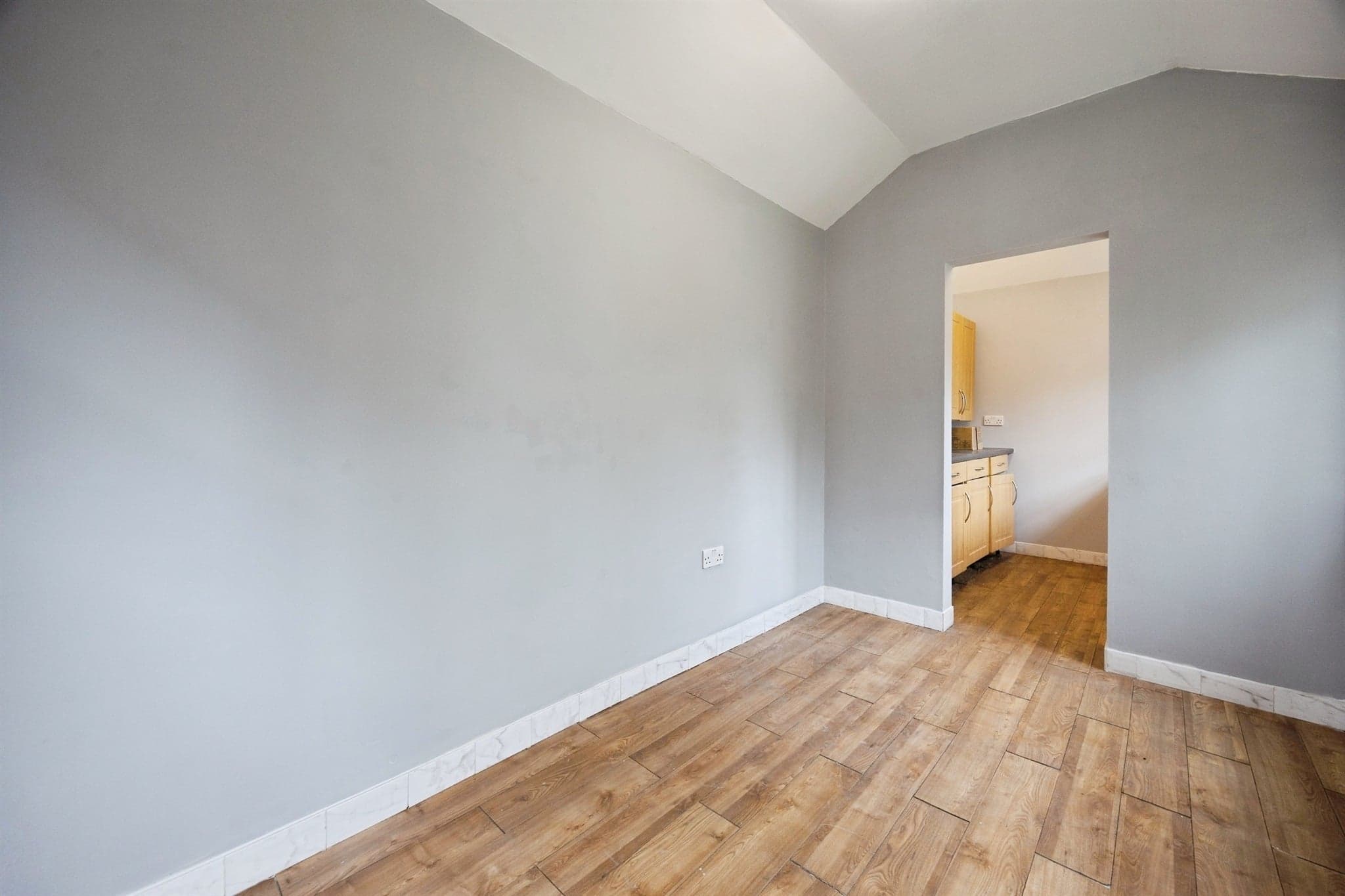 Property at Mortimer Close, Ashford