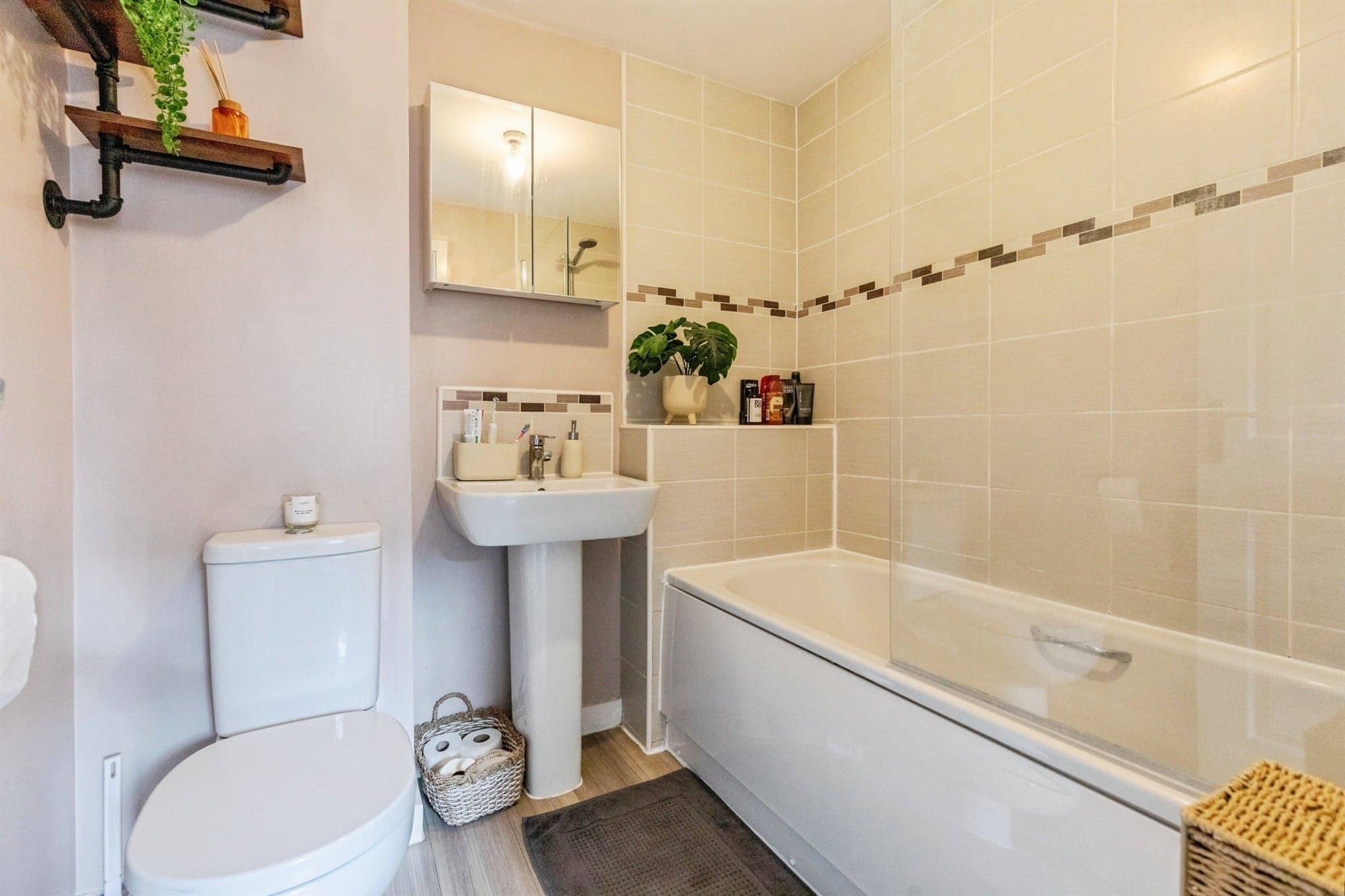 Property at Setters Way, Roade, NORTHAMPTON