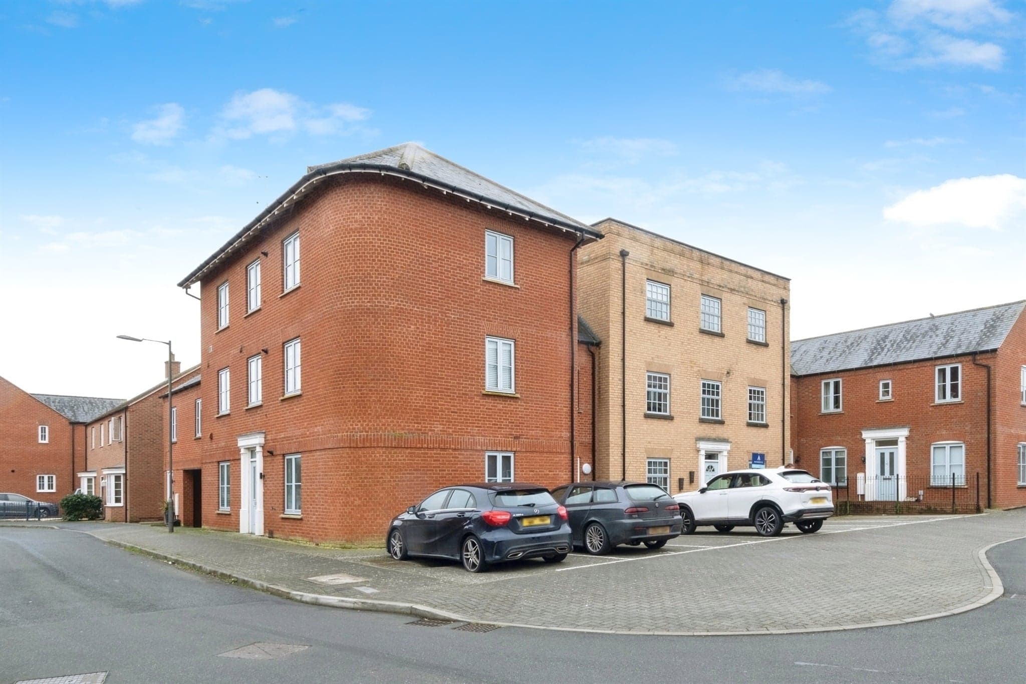 Property at Needlepin Way, BUCKINGHAM