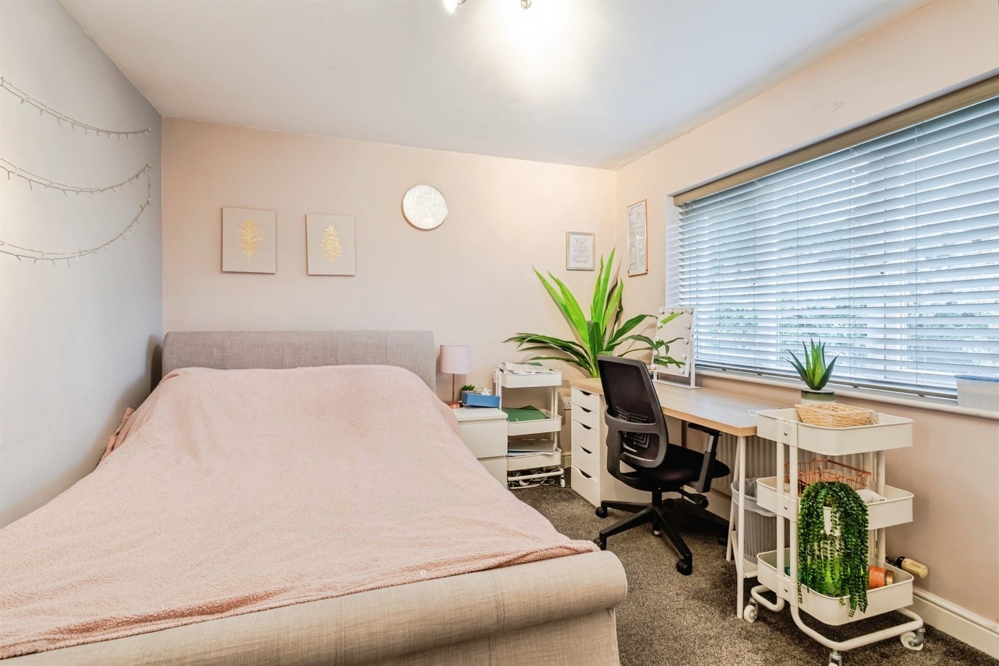 Property at Brooks Close, Wootton, Northampton