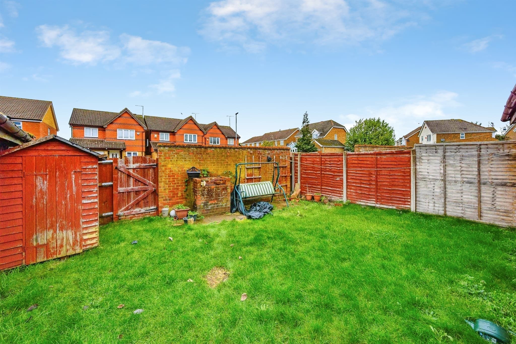 Property at Temple Close, Luton