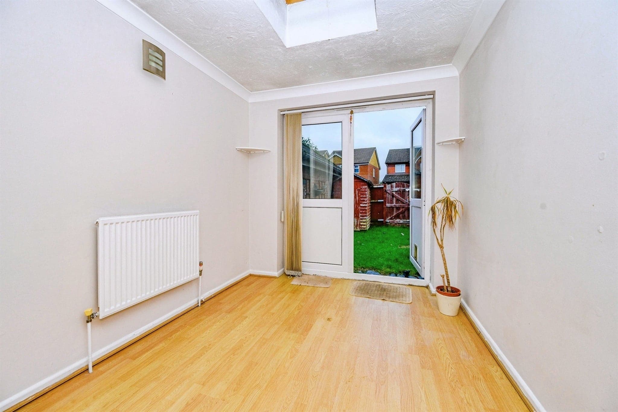 Property at Temple Close, Luton