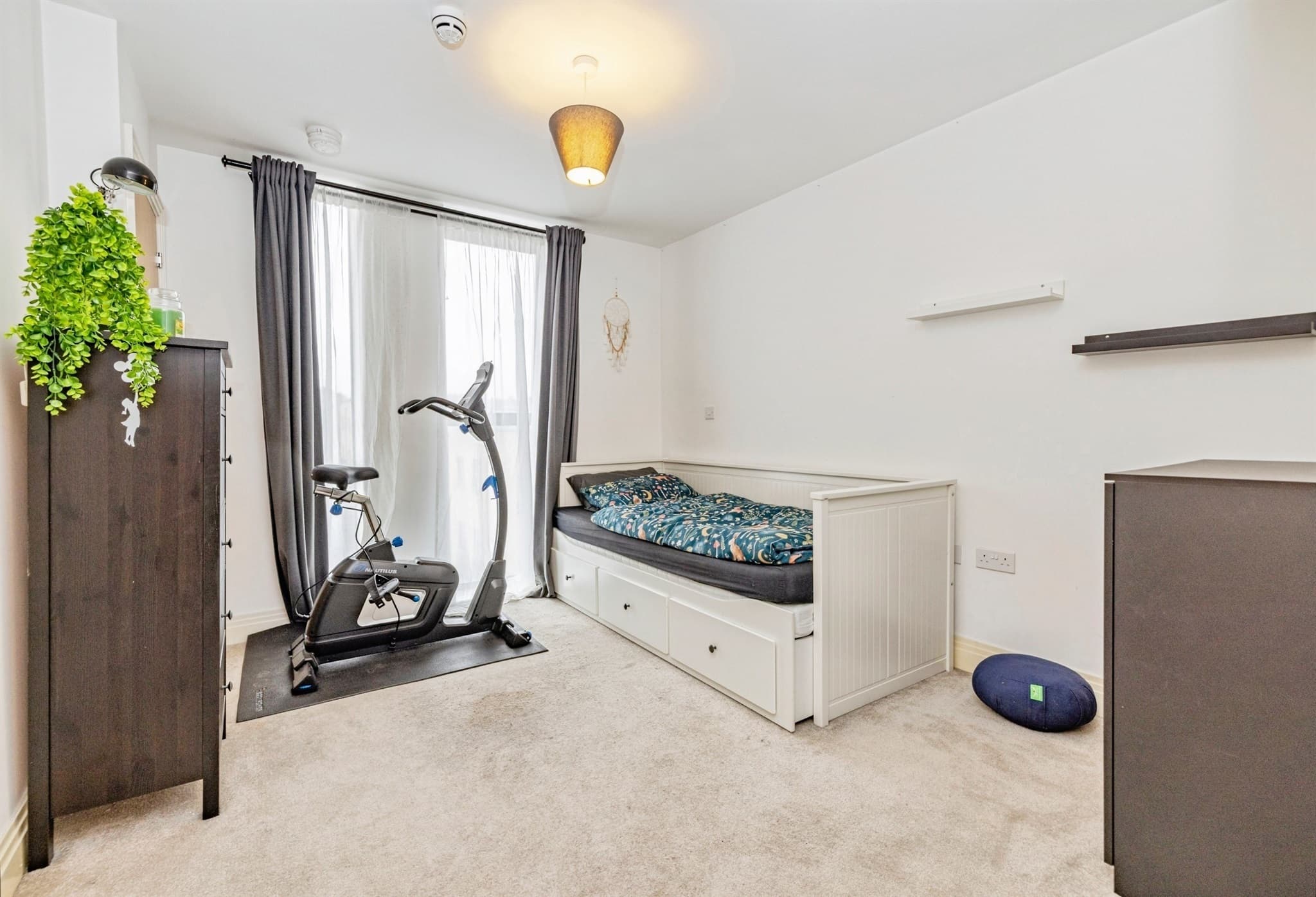 Property at Studio Way, Borehamwood