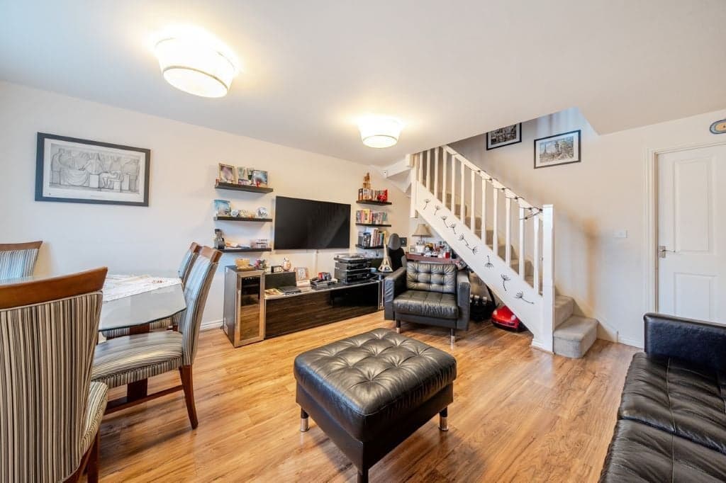 Property at Chedworth Close, Stratford-Upon-Avon