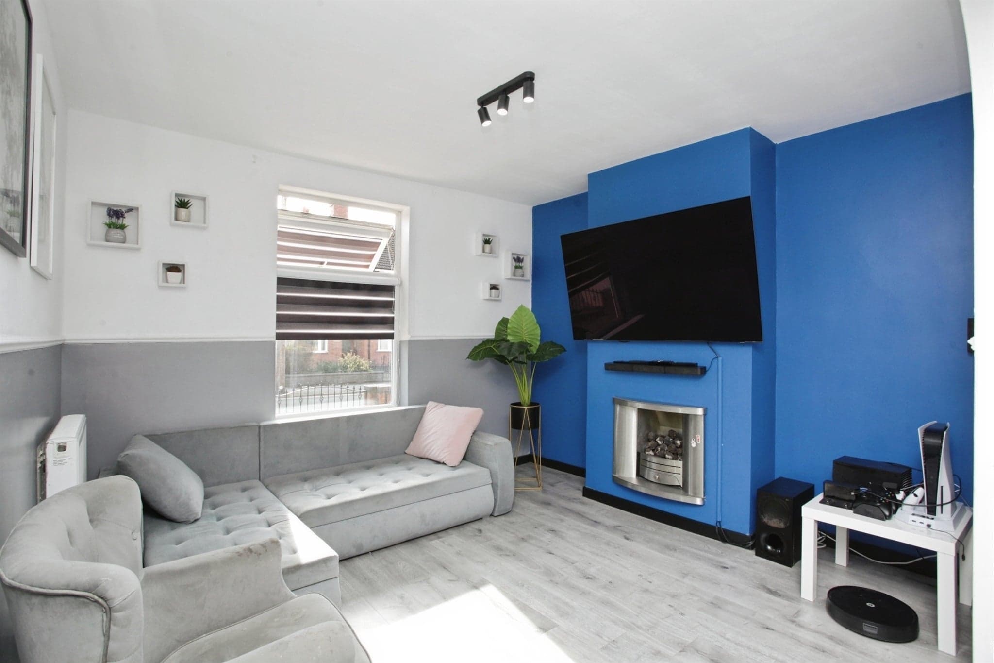 Property at Lawford Road, Rugby