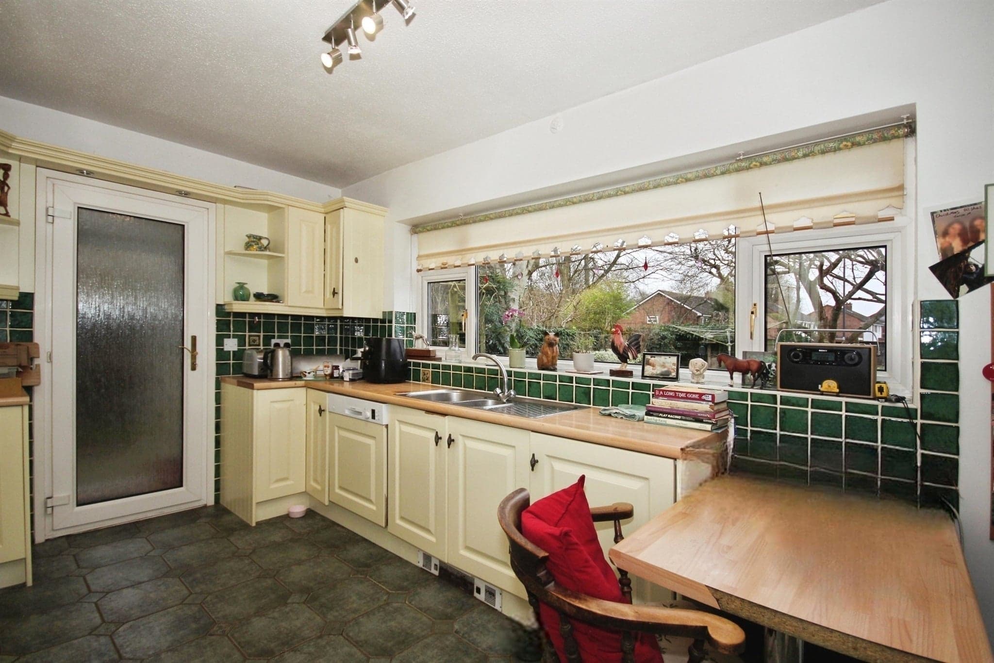 Property at Risdale Close, Leamington Spa