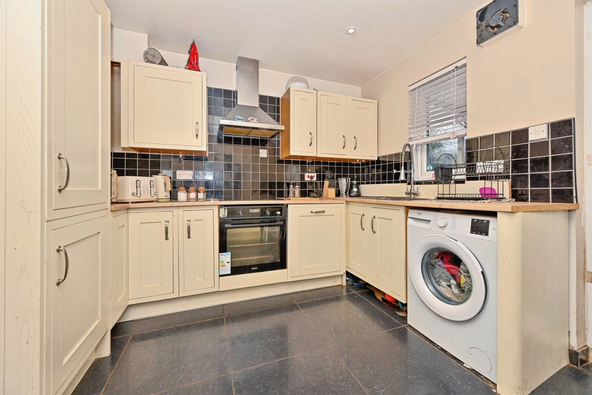 Property at Collingwood Drive, London Colney, St. Albans