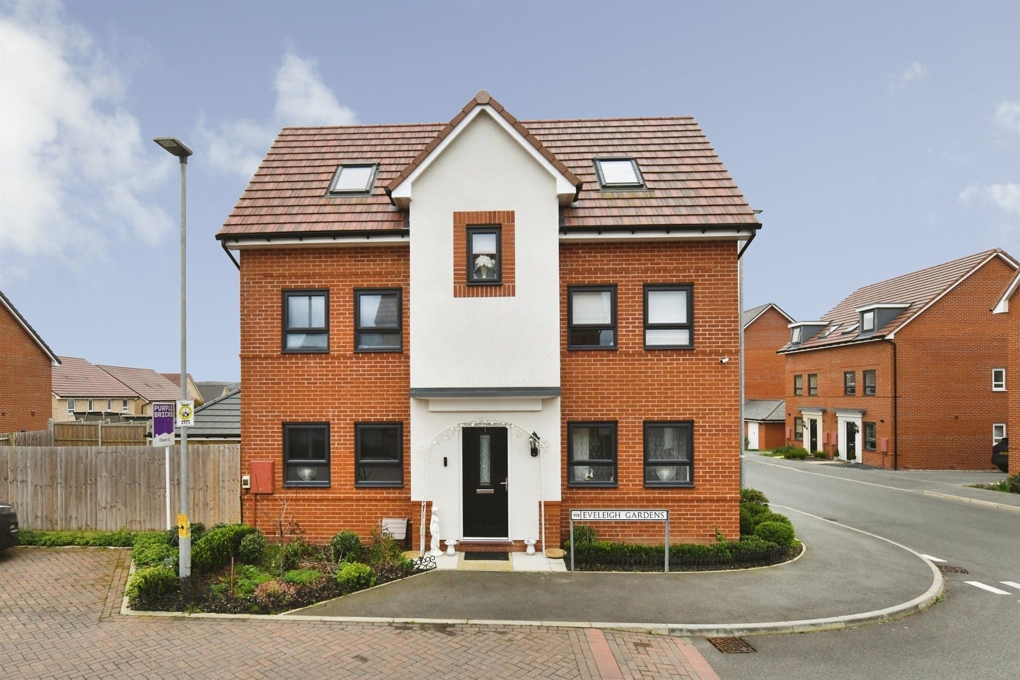 Property at Eveleigh Gardens, Hullbridge, Hockley