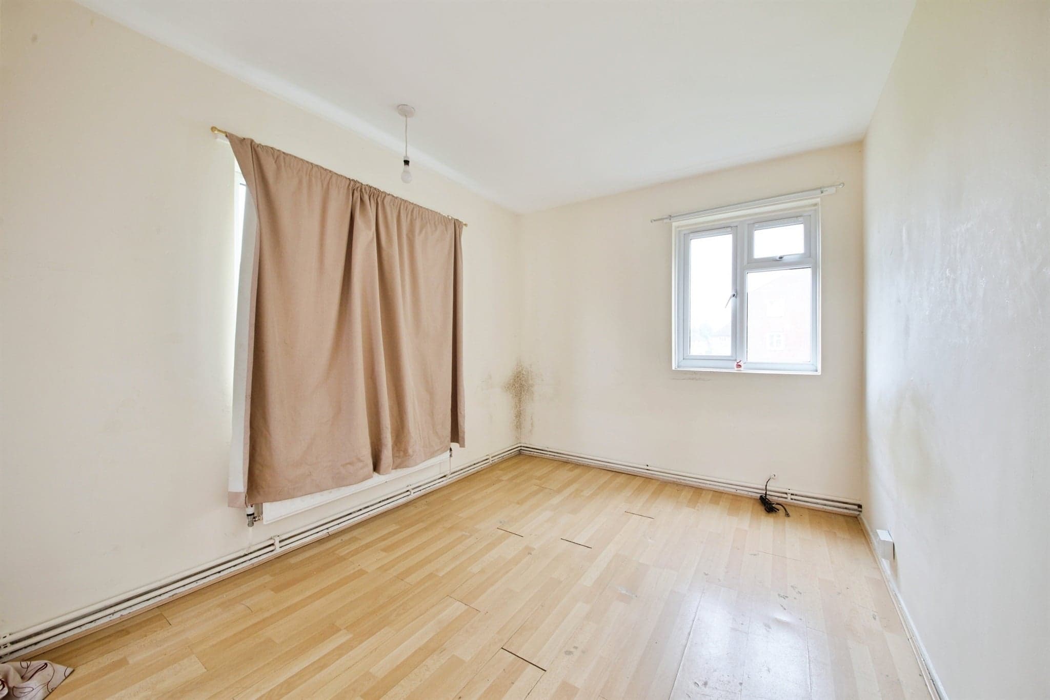 Property at Kings Drive, Wembley