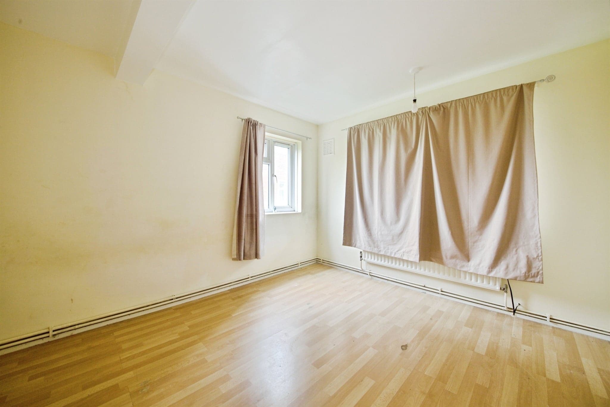 Property at Kings Drive, Wembley