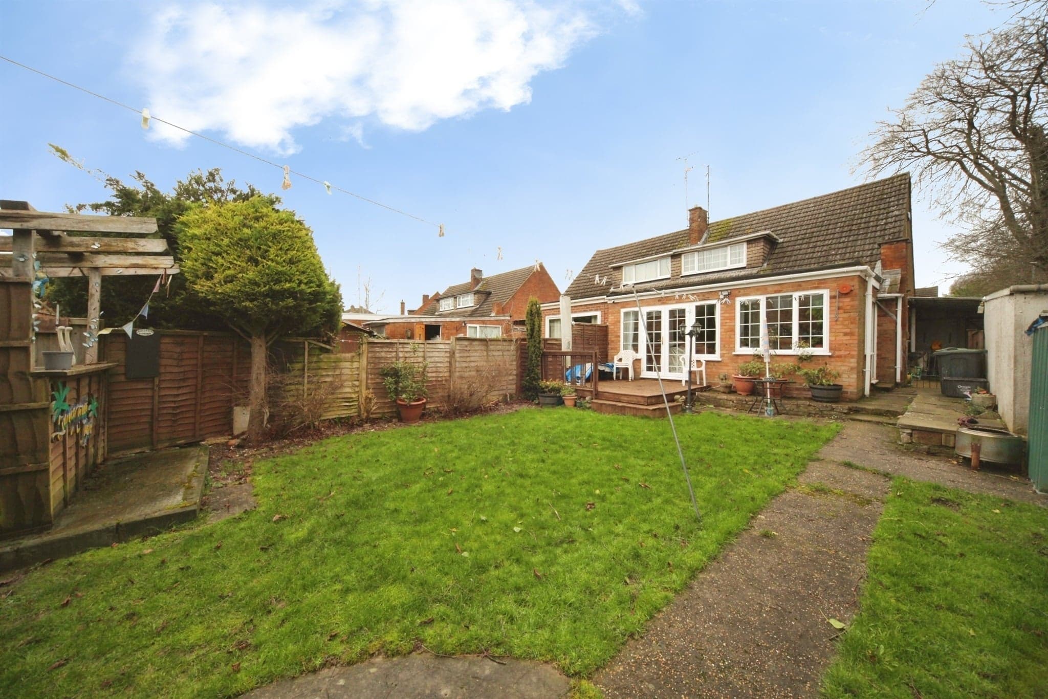 Property at Park View Close, Luton