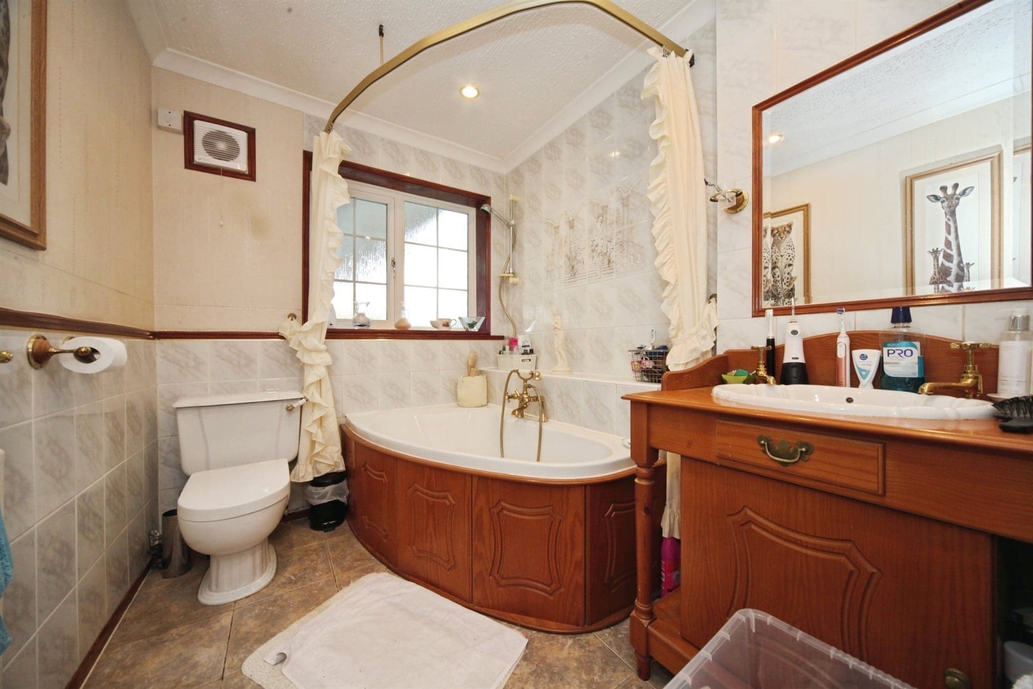 Property at Park View Close, Luton
