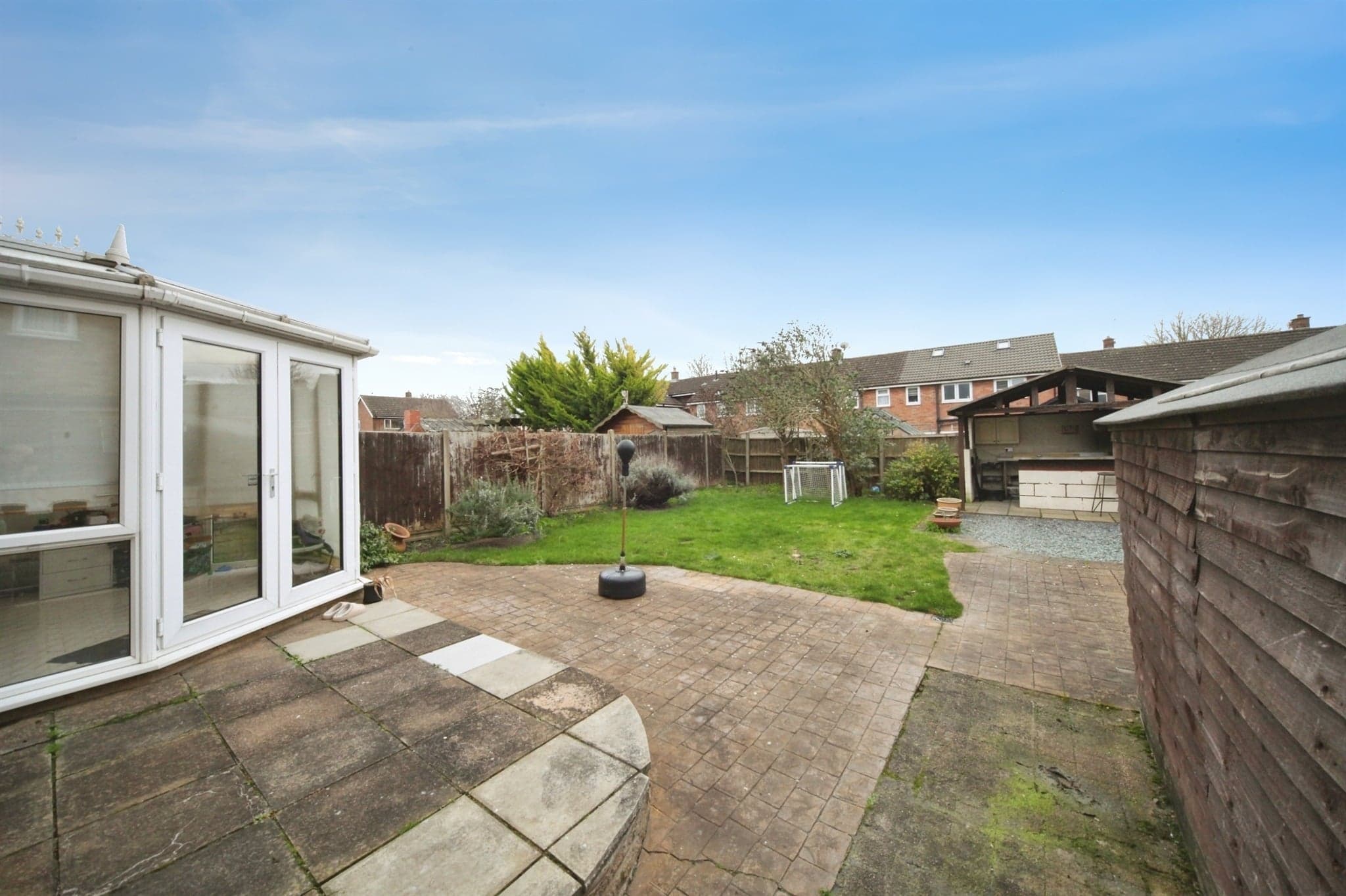 Property at Yew Street, Houghton Regis, Dunstable