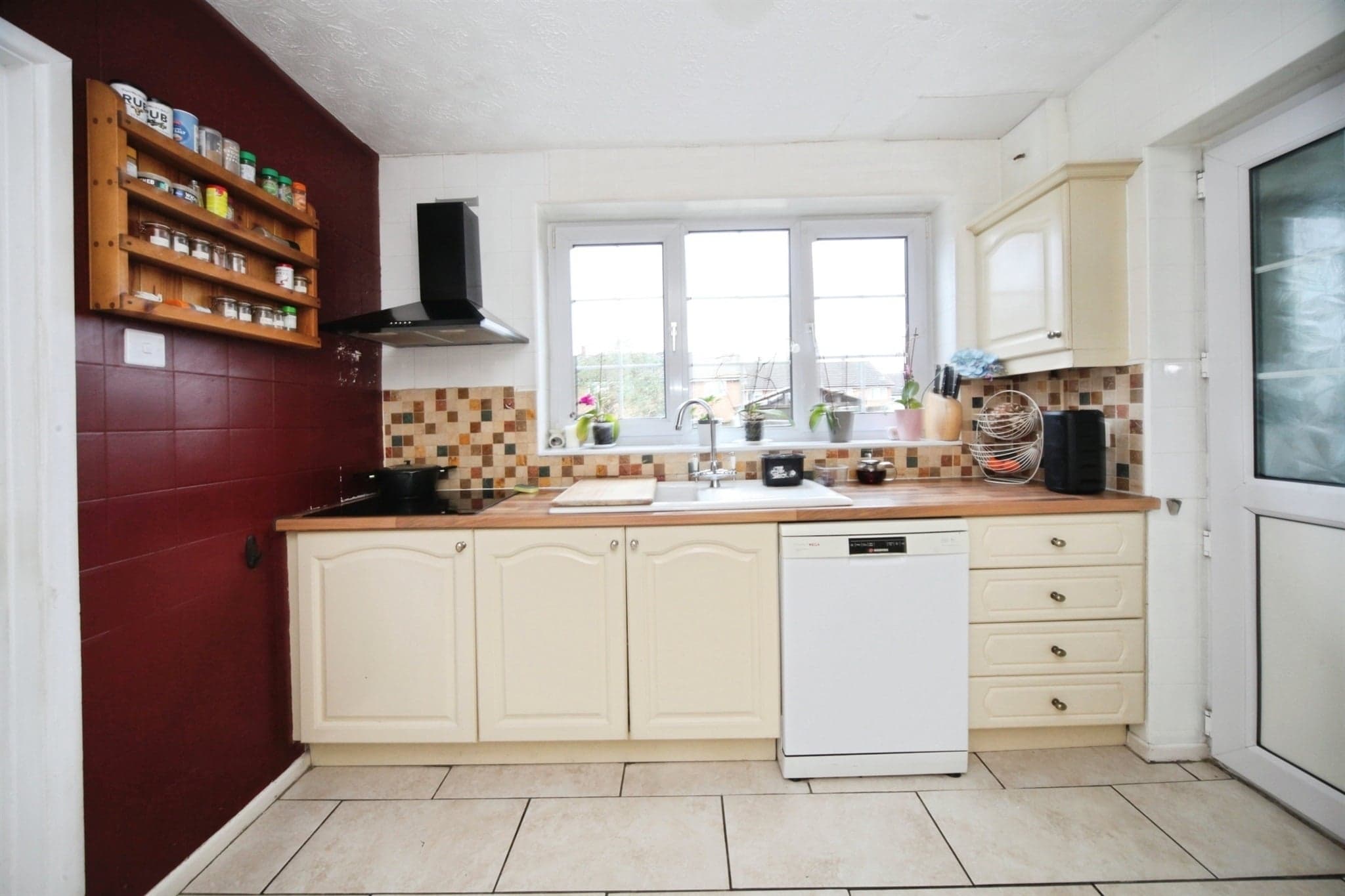 Property at Yew Street, Houghton Regis, Dunstable