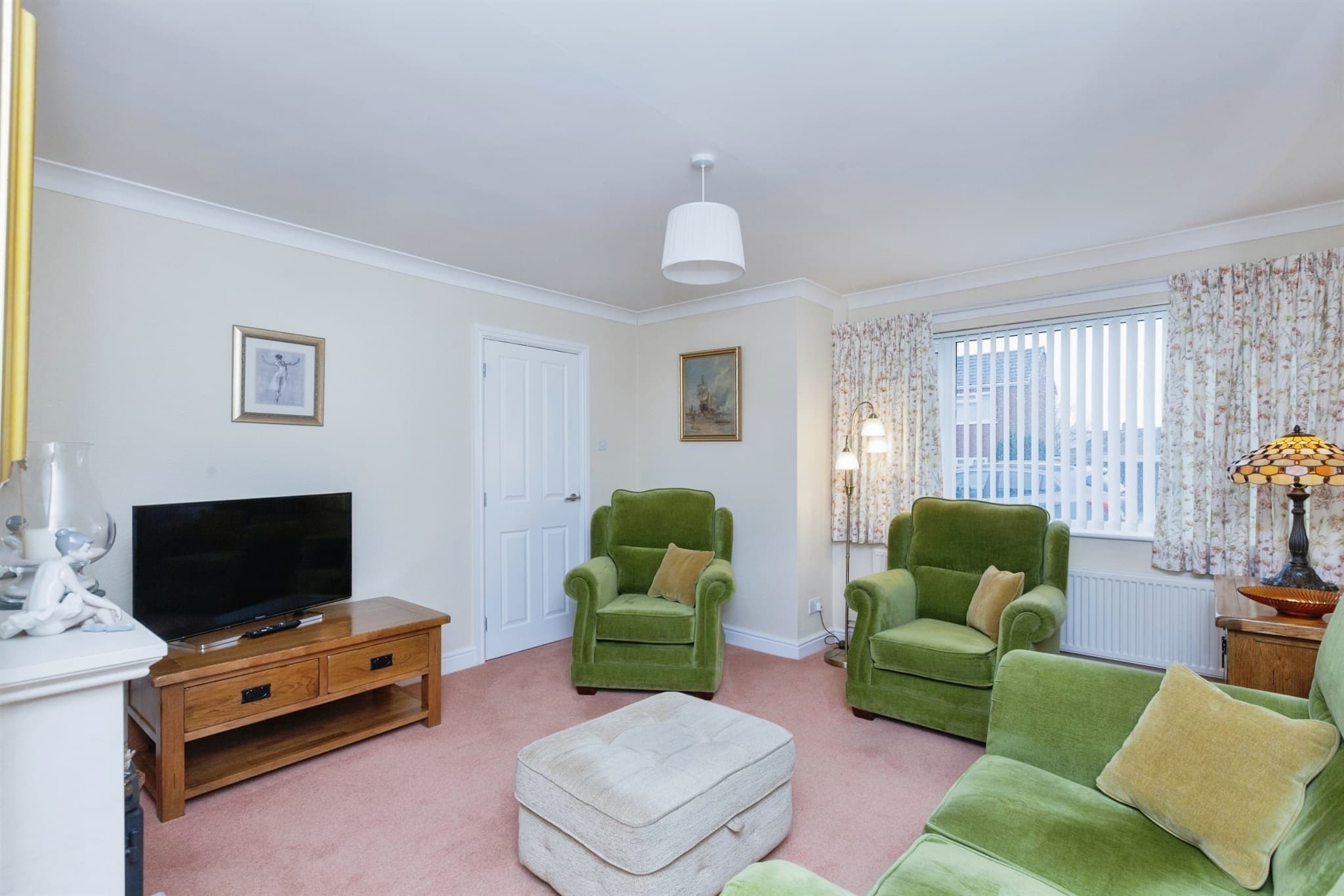 Property at Bladen Close, Countesthorpe, Leicester