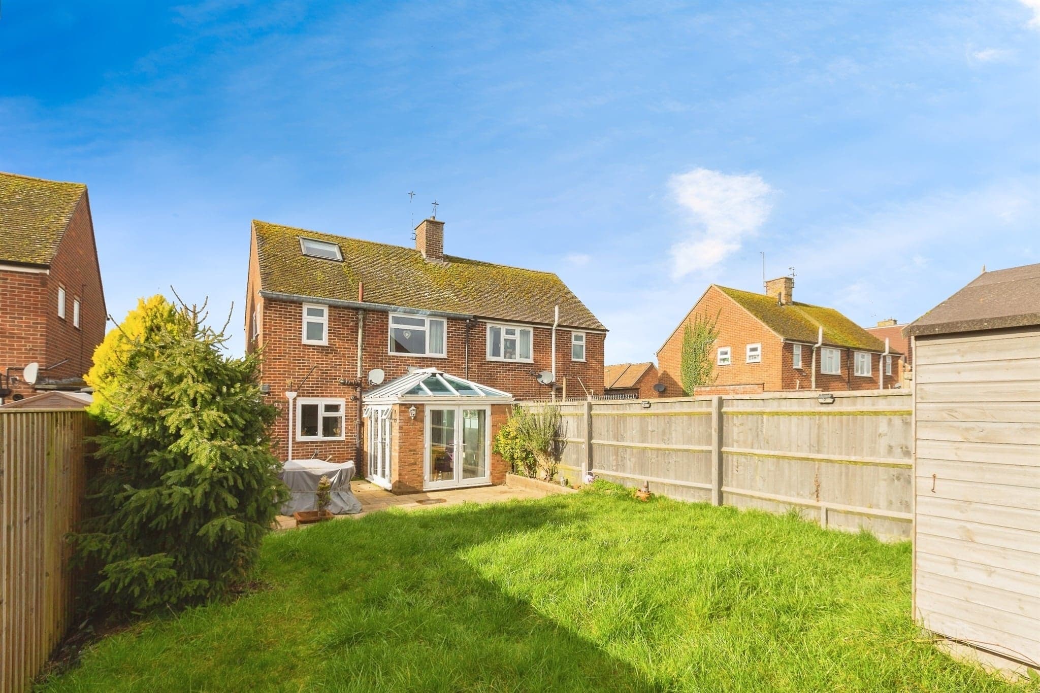 Property at Queens Close, Thame