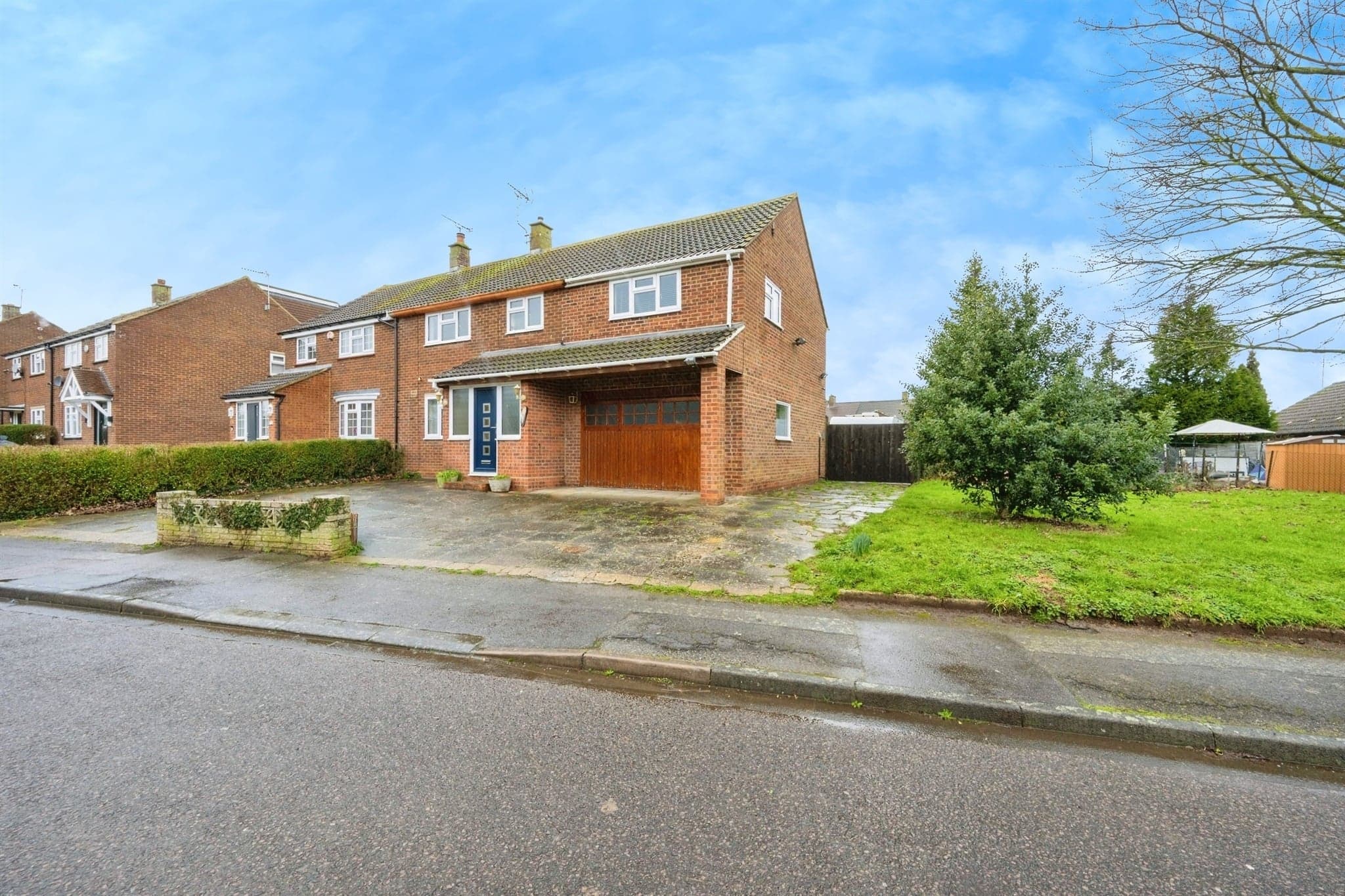 Property at Summerfield Close, London Colney, St. Albans