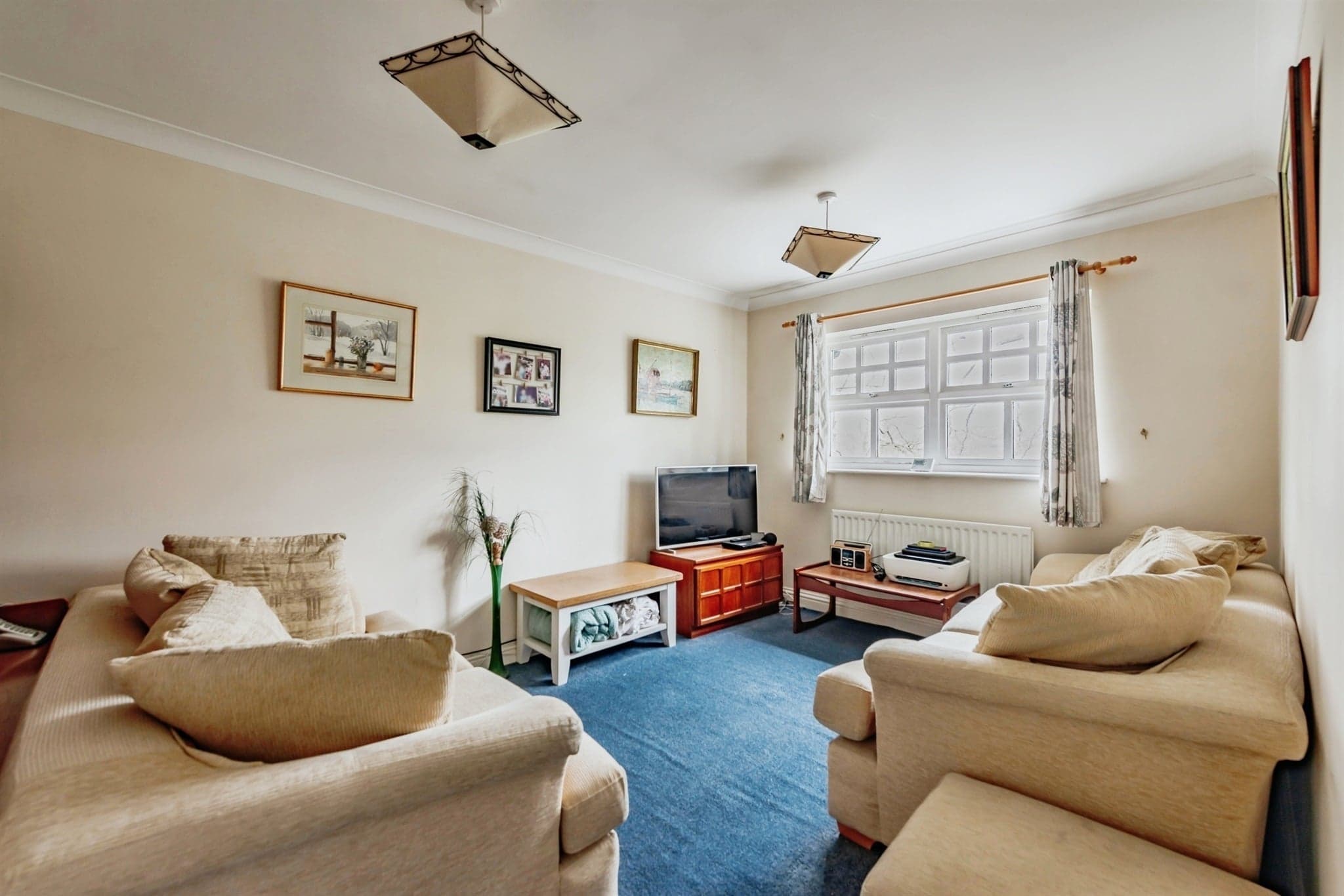 Property at Dunraven Avenue, Redhill