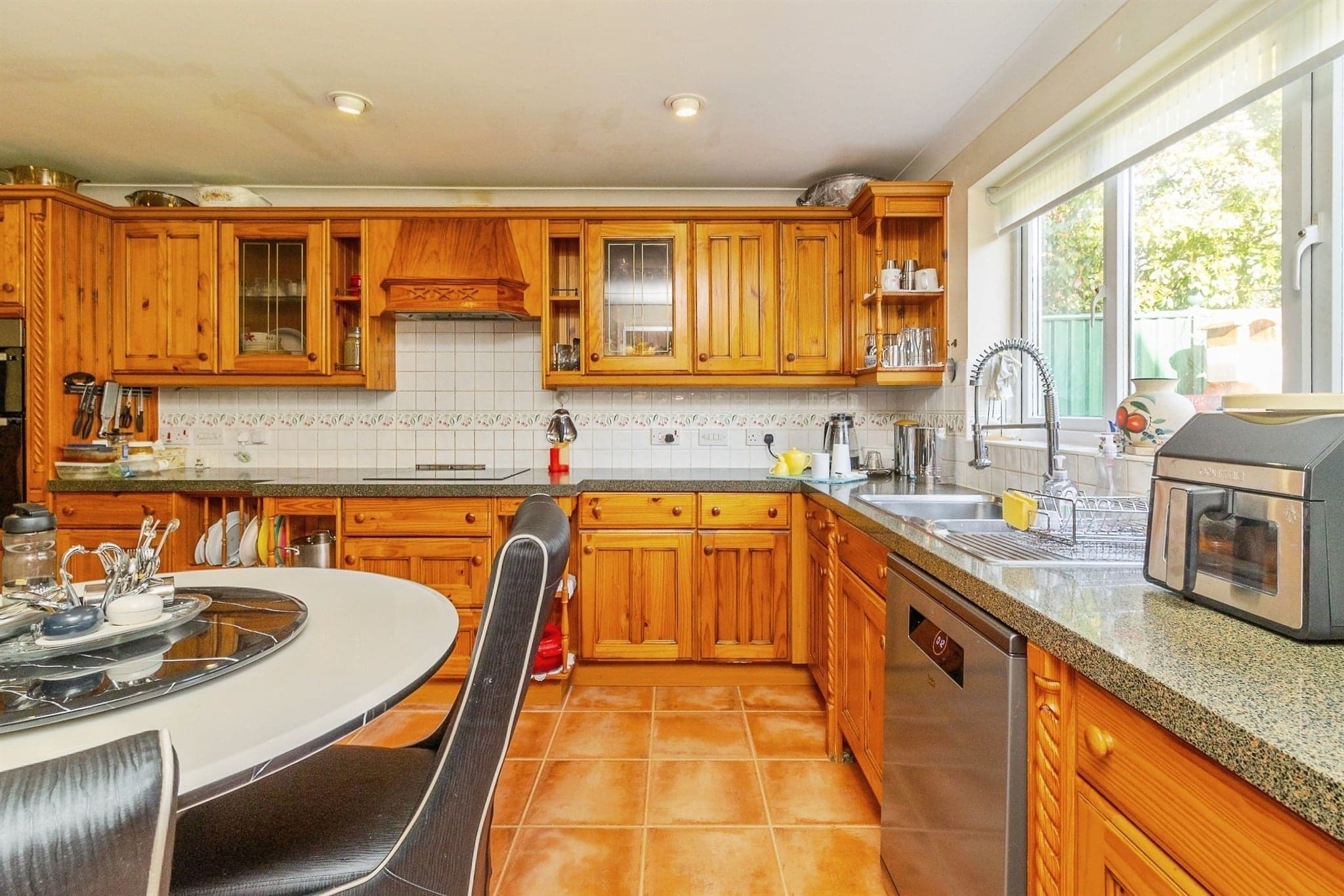 Property at Linceslade Grove, Loughton, Milton Keynes