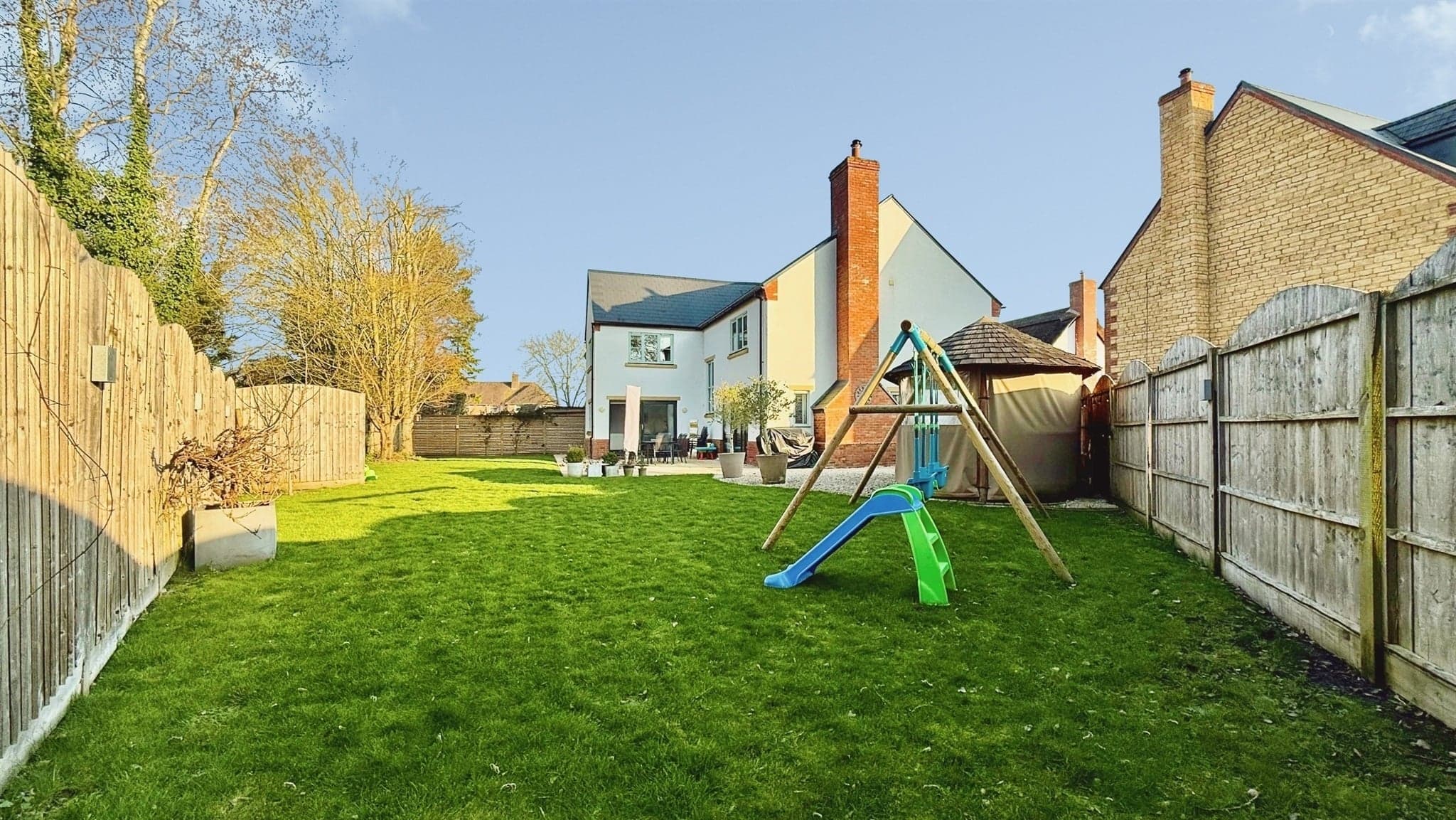 Property at Walnut Close, Little Kineton, Warwick