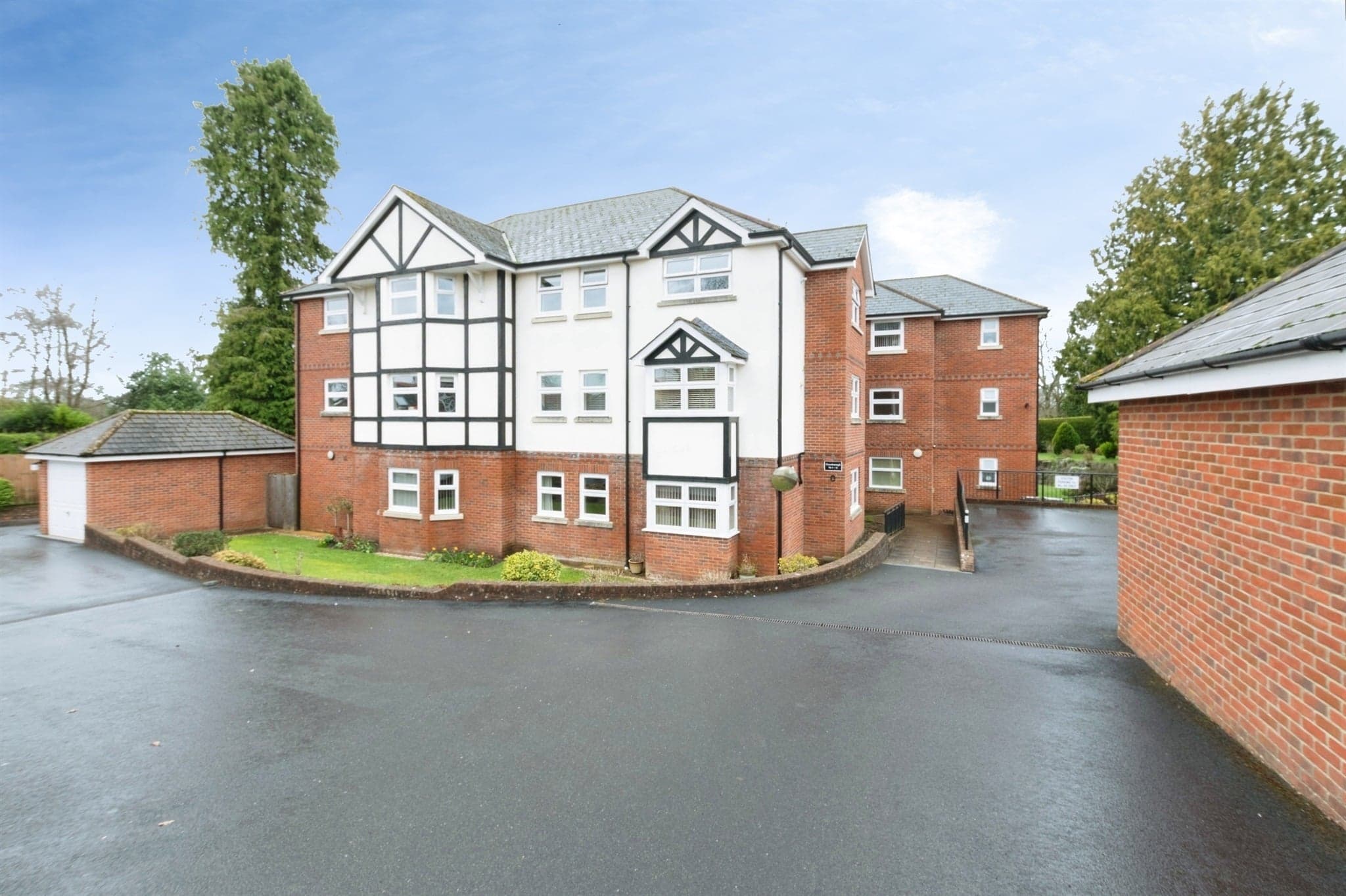 Property at Dewlands Way, Verwood