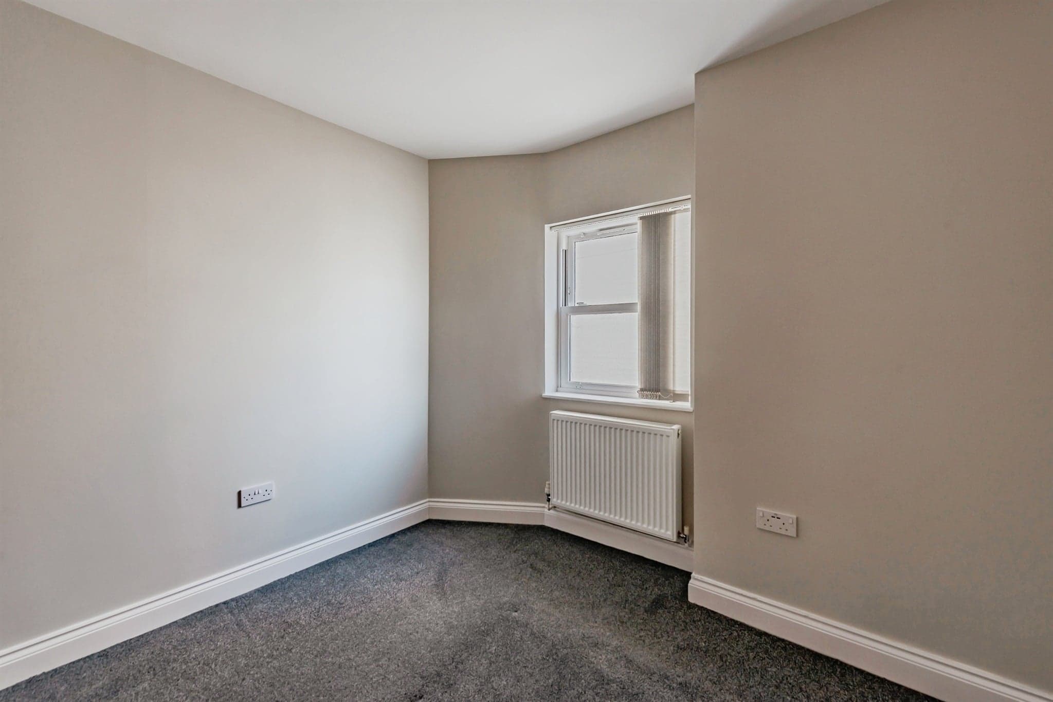 Property at Yattendon Road, Horley