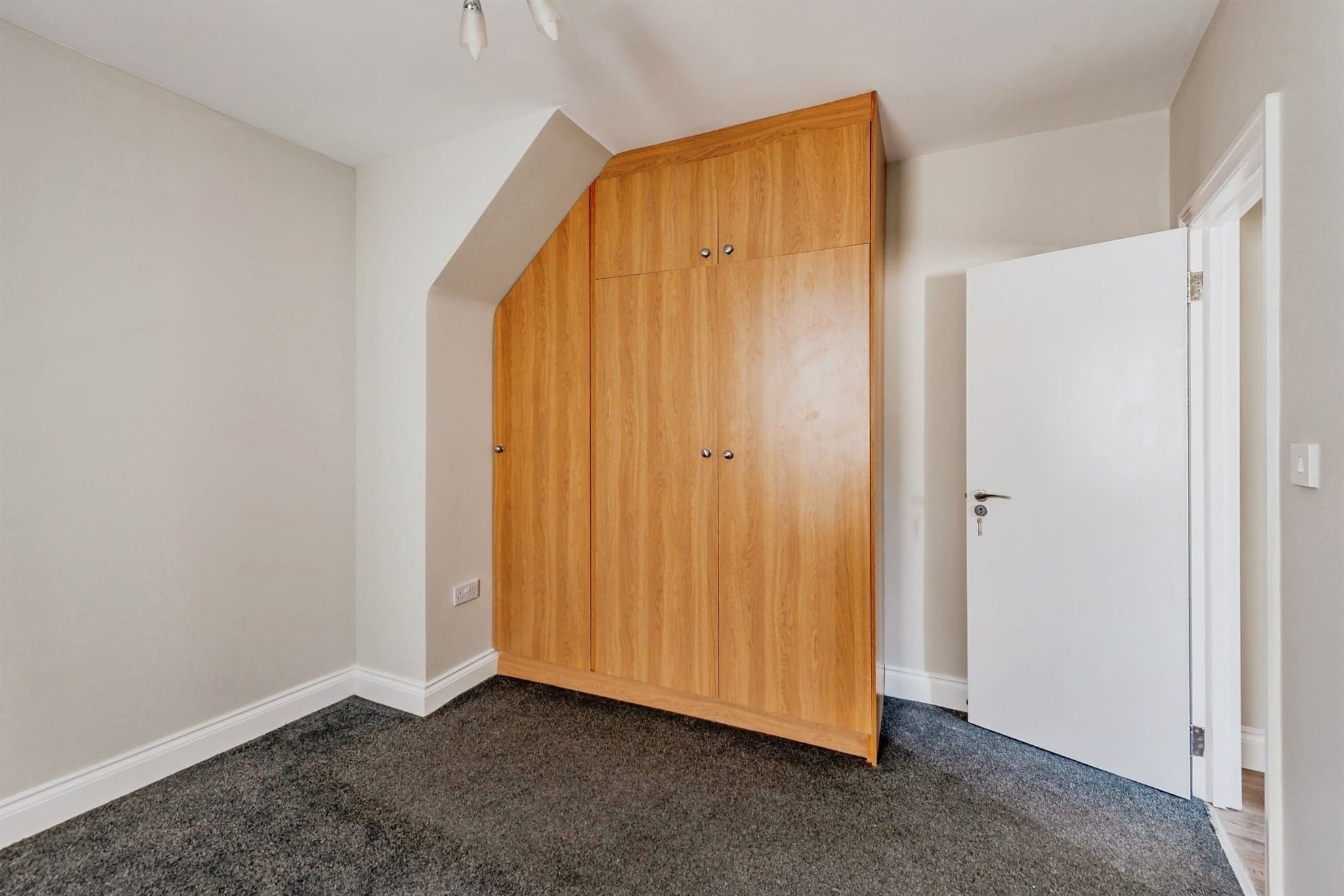 Property at Yattendon Road, Horley