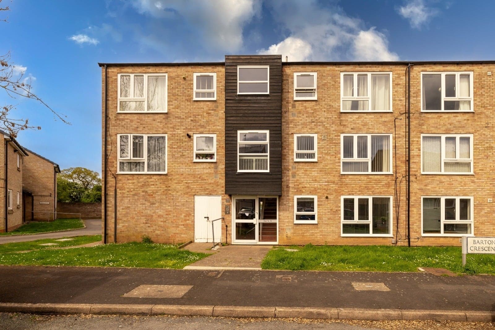 Property at Barton Crescent, Leamington Spa