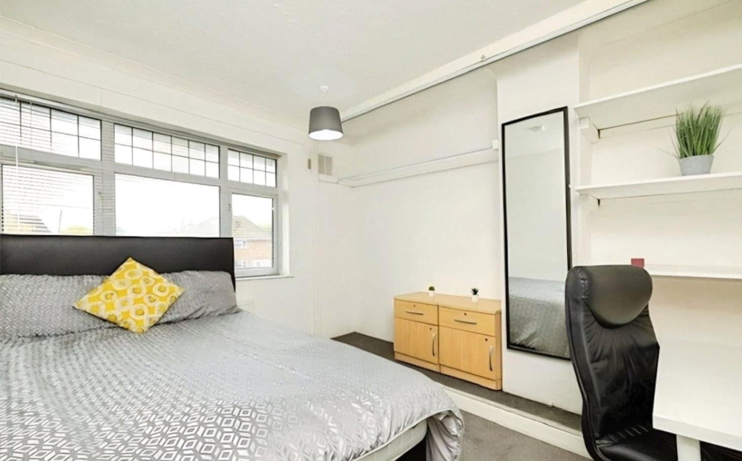 Property at Westlea Road, Leamington Spa