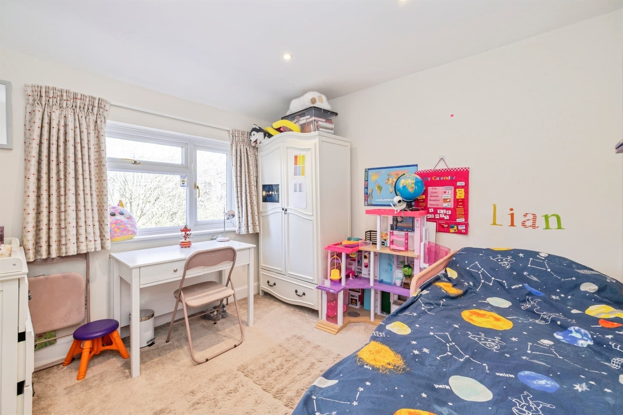 Property at Ashfield Avenue, Bushey