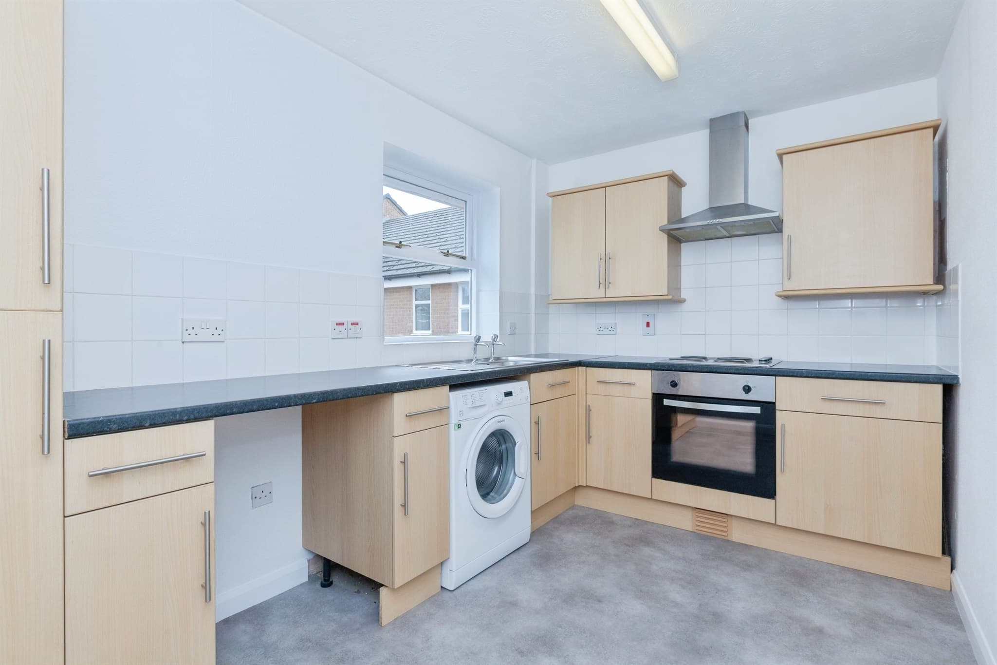 Property at Winterburn Gardens, Whetstone, Leicester