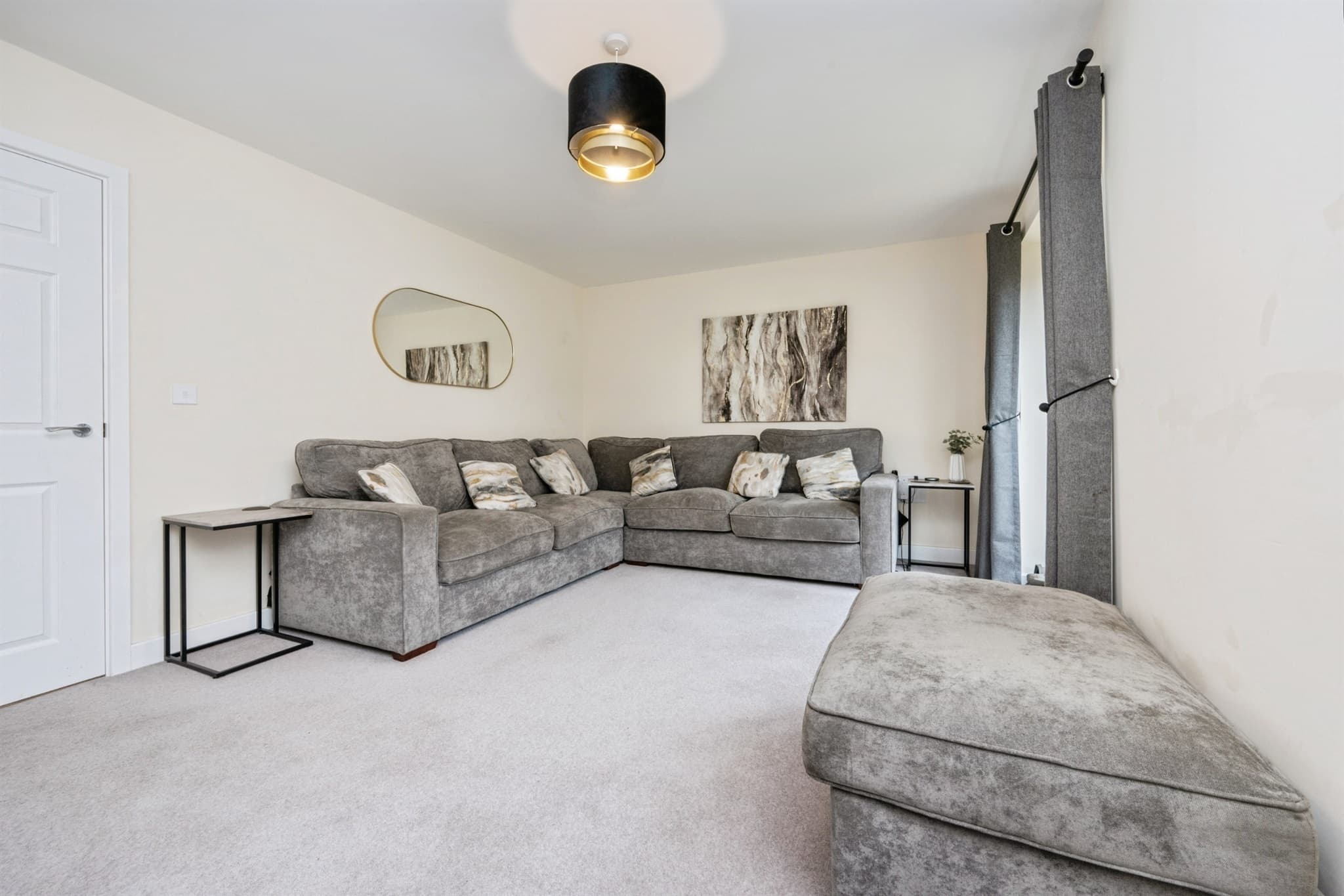 Property at Skye Gardens, Houghton Regis, Dunstable