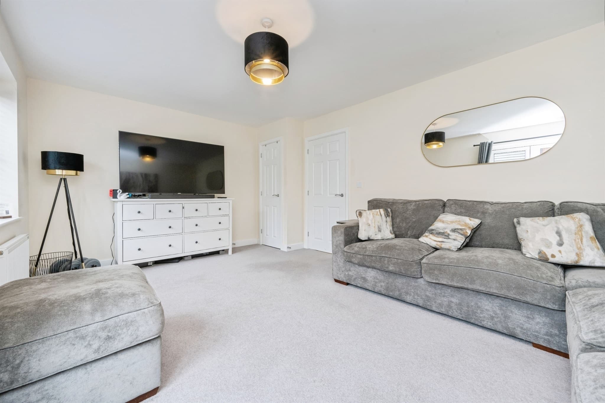 Property at Skye Gardens, Houghton Regis, Dunstable